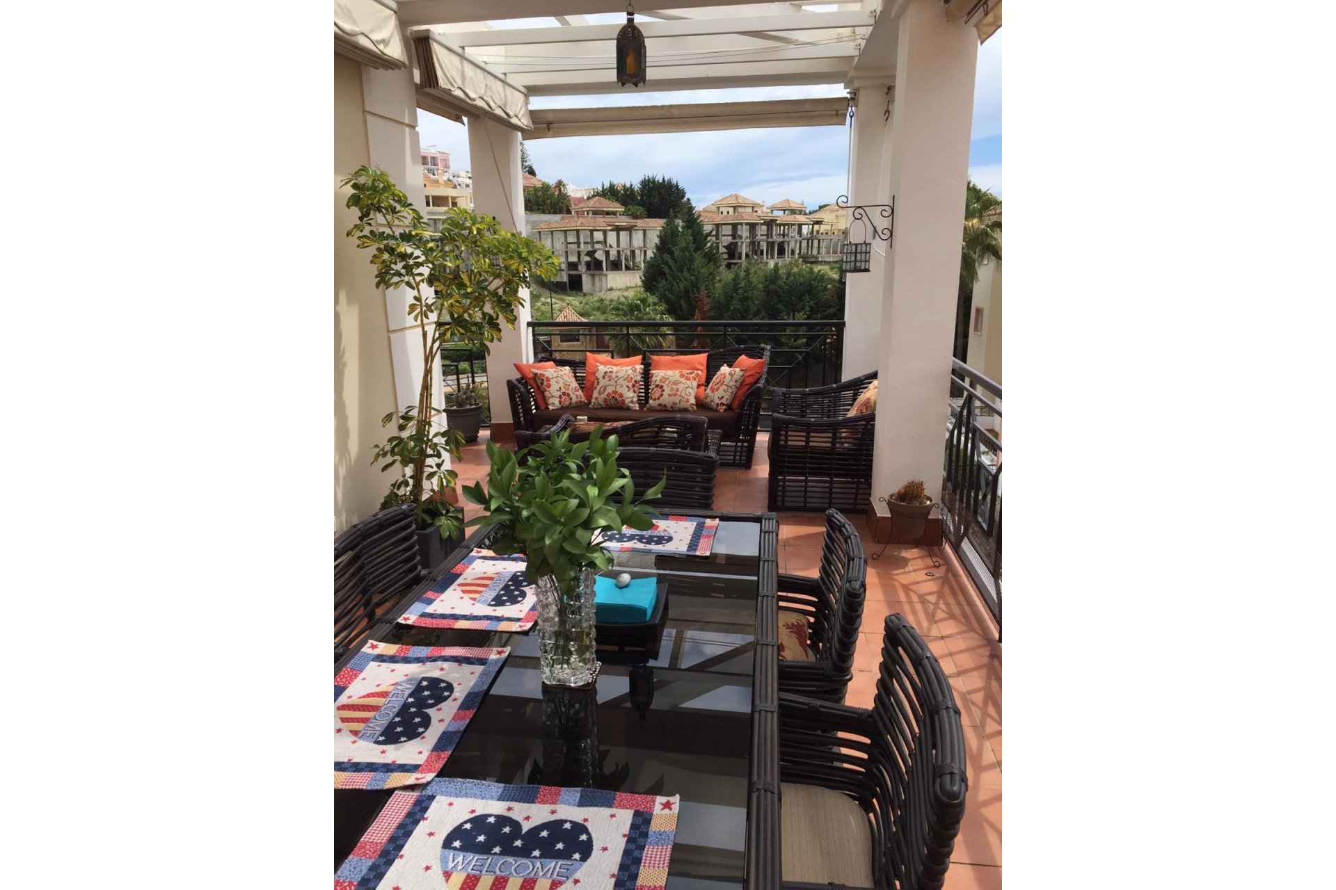 Resale - Apartment - Middle Floor Apartment - Marbella - Nueva Andalucia