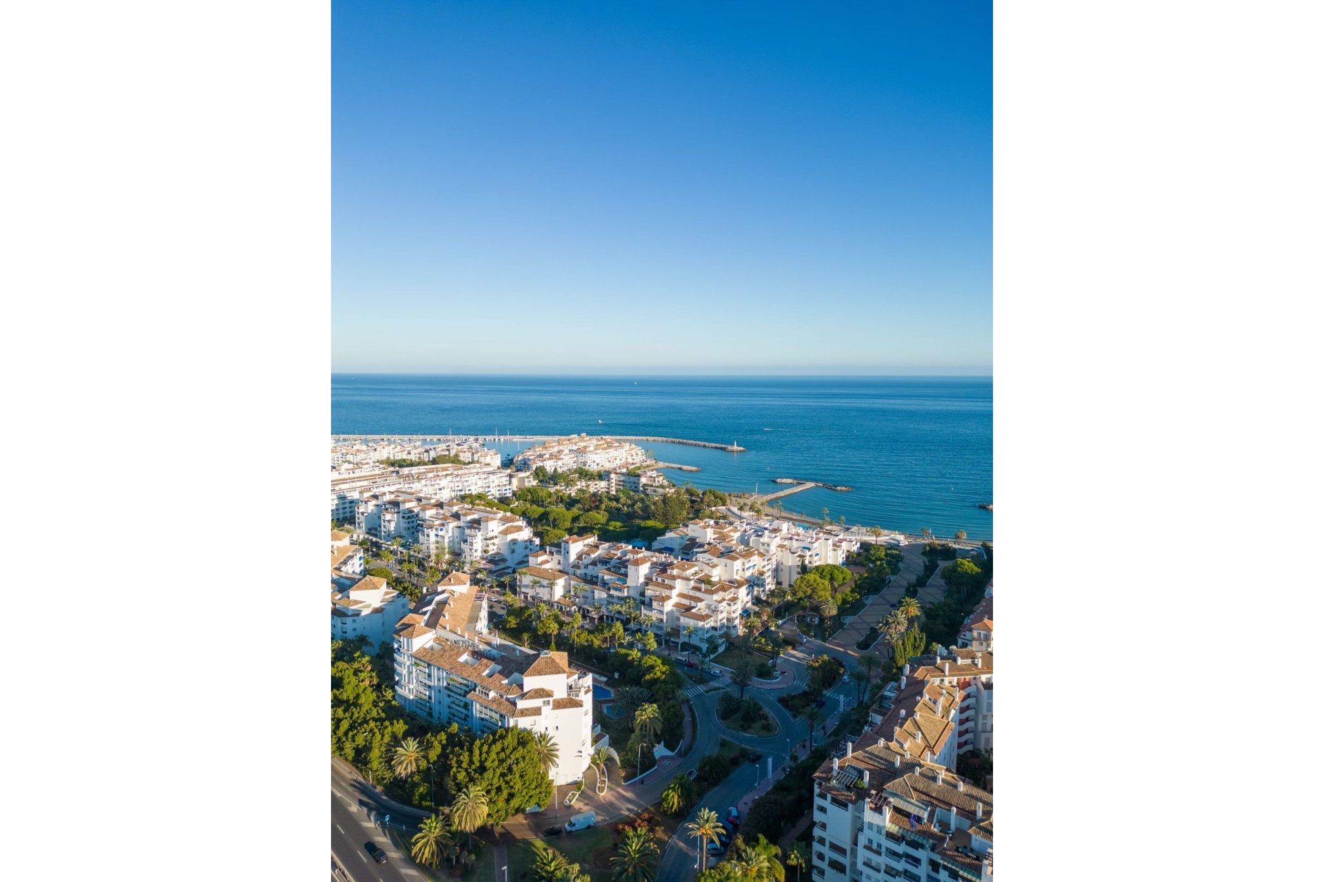 Resale - Apartment - Middle Floor Apartment - Marbella - Nueva Andalucia