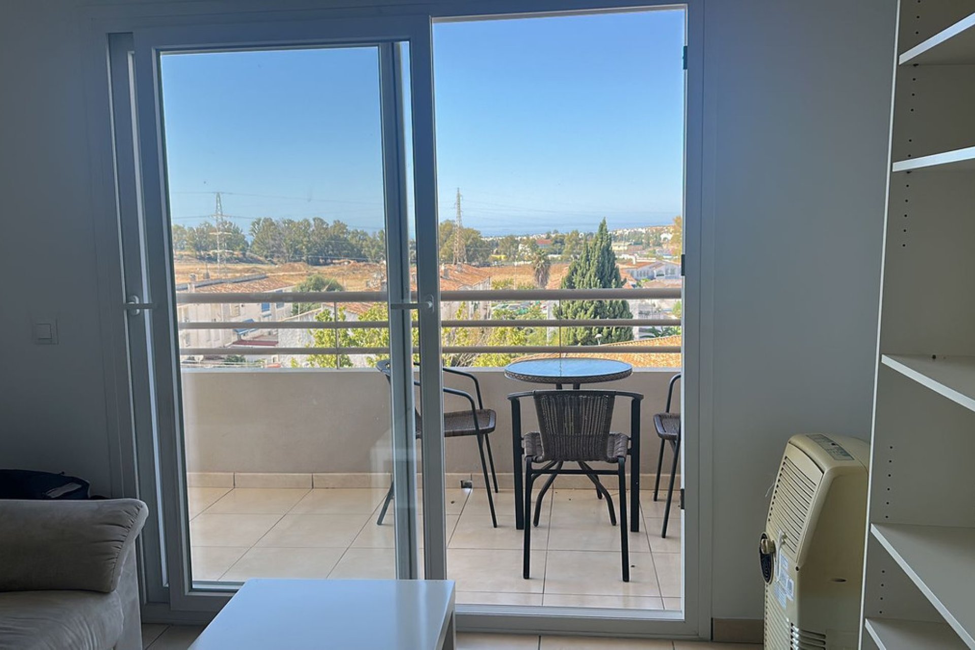 Resale - Apartment - Middle Floor Apartment - Marbella - Nueva Andalucia