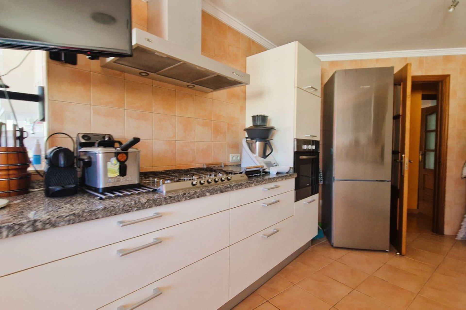 Resale - Apartment - Middle Floor Apartment - Marbella - Nueva Andalucia