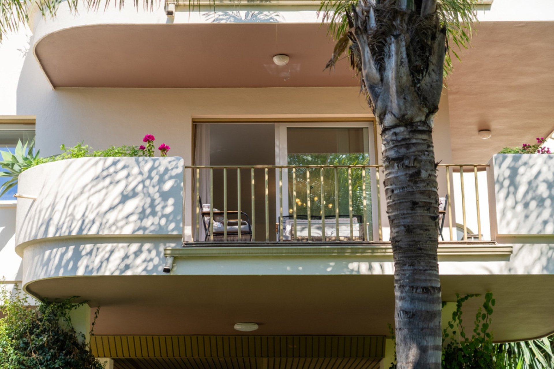 Resale - Apartment - Middle Floor Apartment - Marbella - Nueva Andalucia