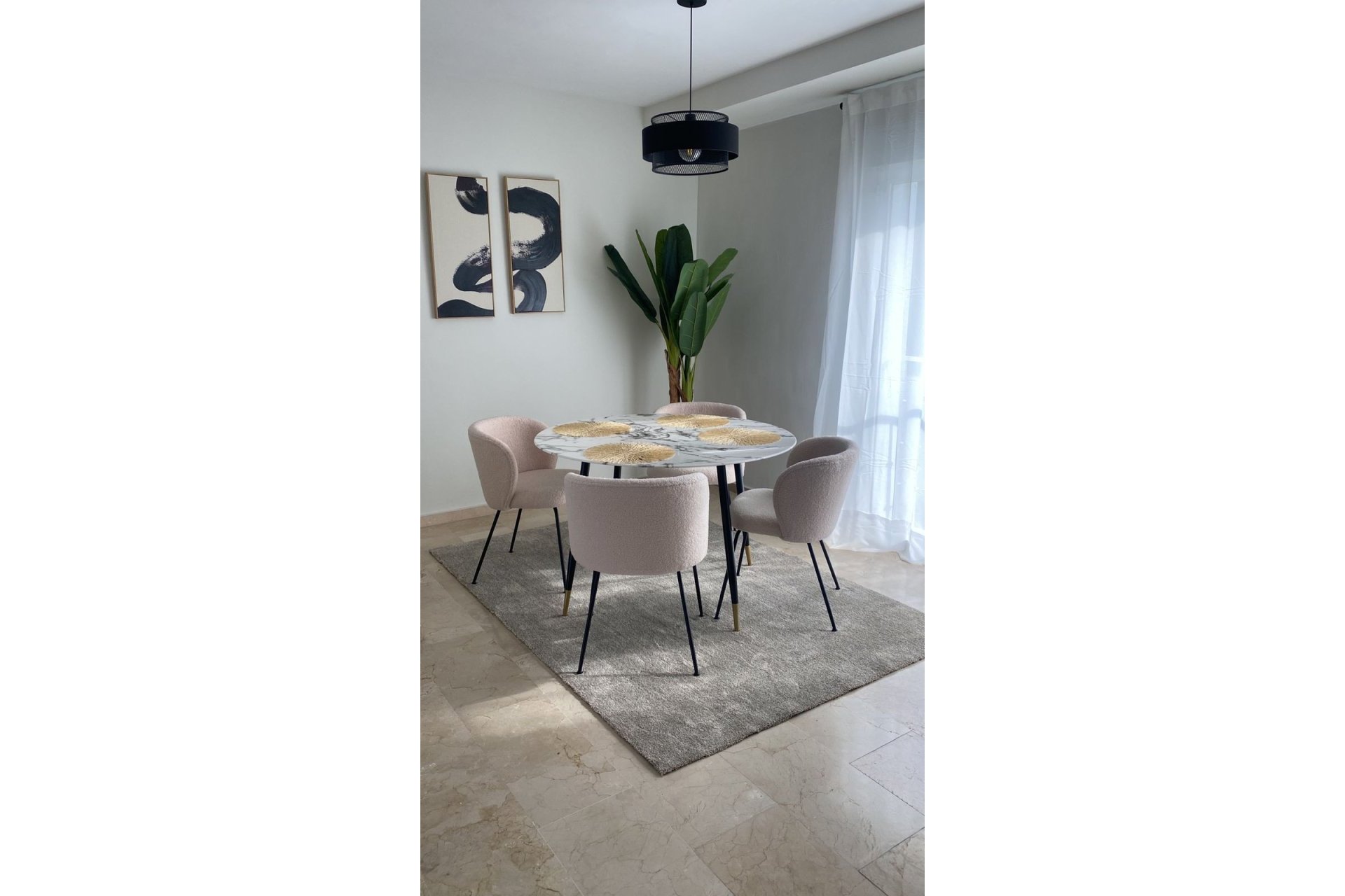 Resale - Apartment - Middle Floor Apartment - Marbella - Nueva Andalucia