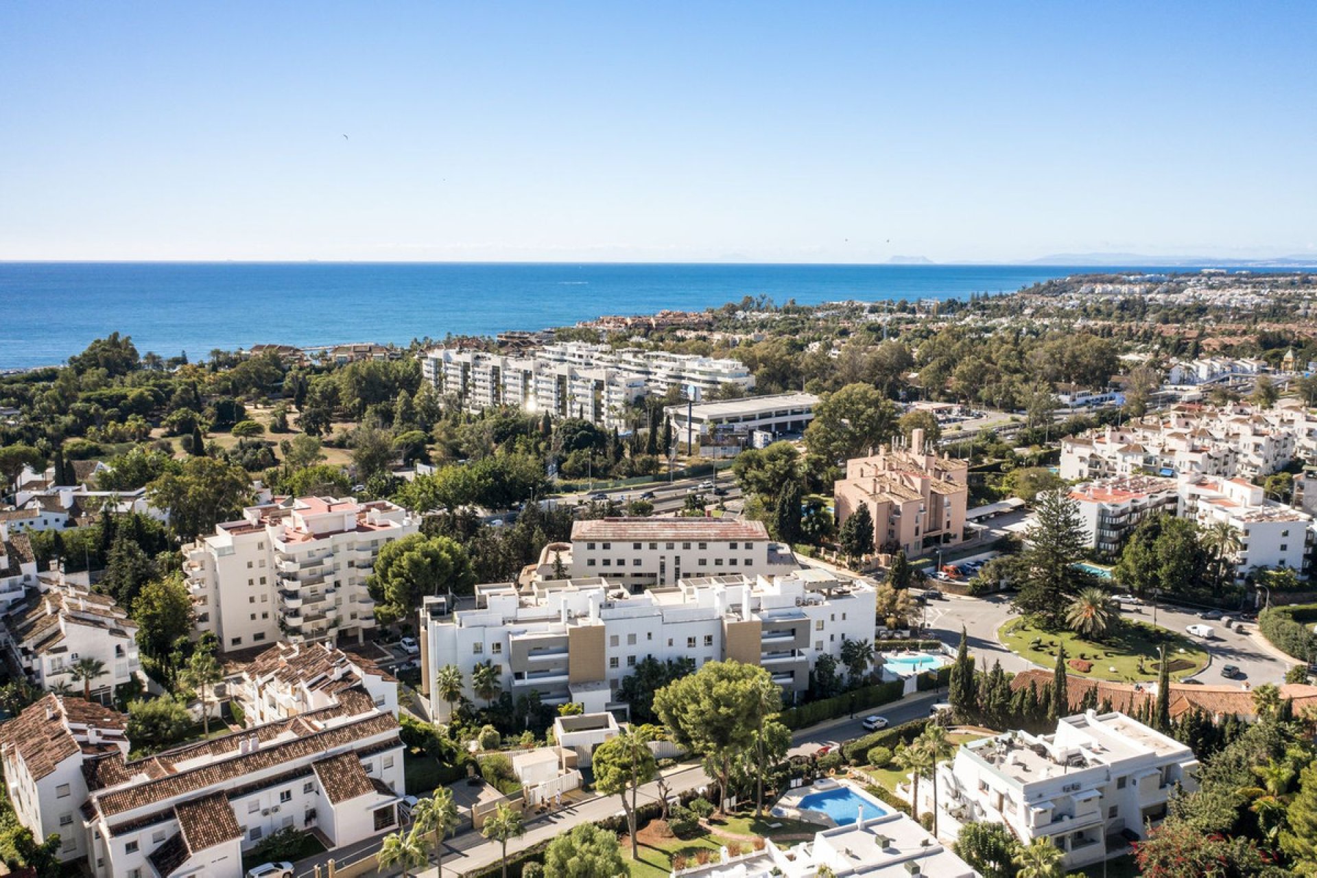 Resale - Apartment - Middle Floor Apartment - Marbella - Nueva Andalucia