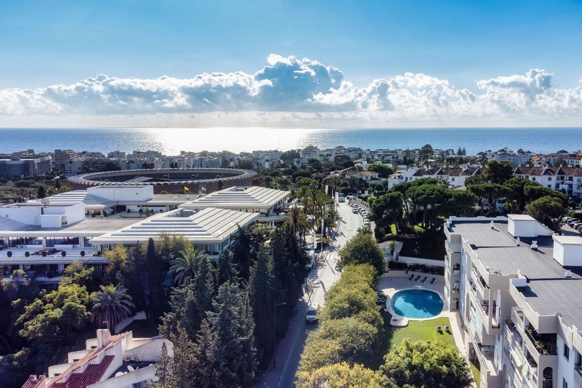 Resale - Apartment - Middle Floor Apartment - Marbella - Nueva Andalucia