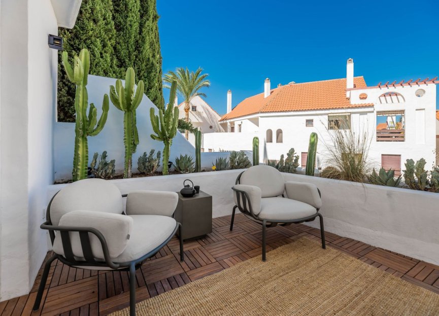 Resale - Apartment - Middle Floor Apartment - Marbella - Nueva Andalucia