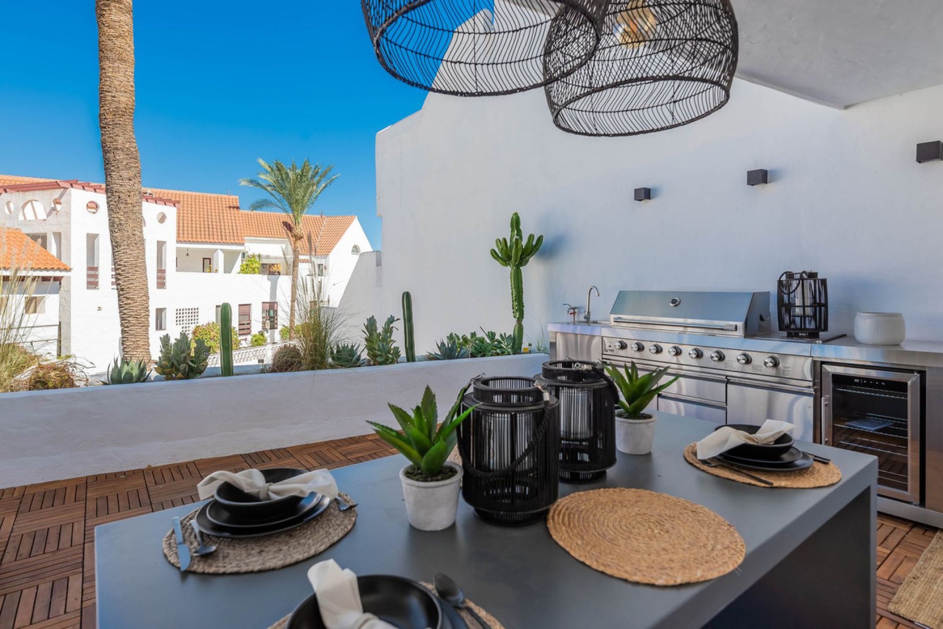 Resale - Apartment - Middle Floor Apartment - Marbella - Nueva Andalucia