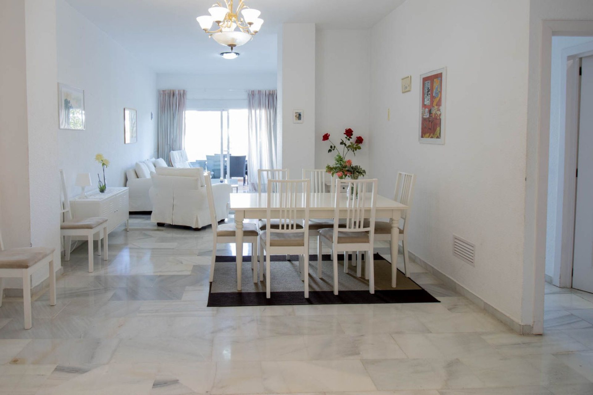 Resale - Apartment - Middle Floor Apartment - Marbella - Nueva Andalucia