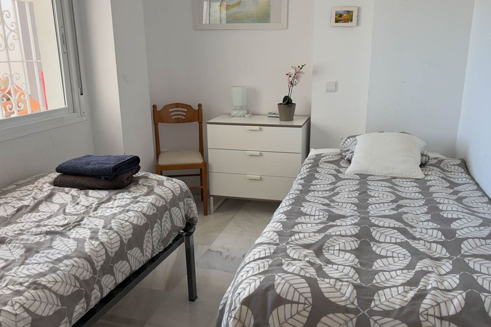 Resale - Apartment - Middle Floor Apartment - Marbella - Nueva Andalucia