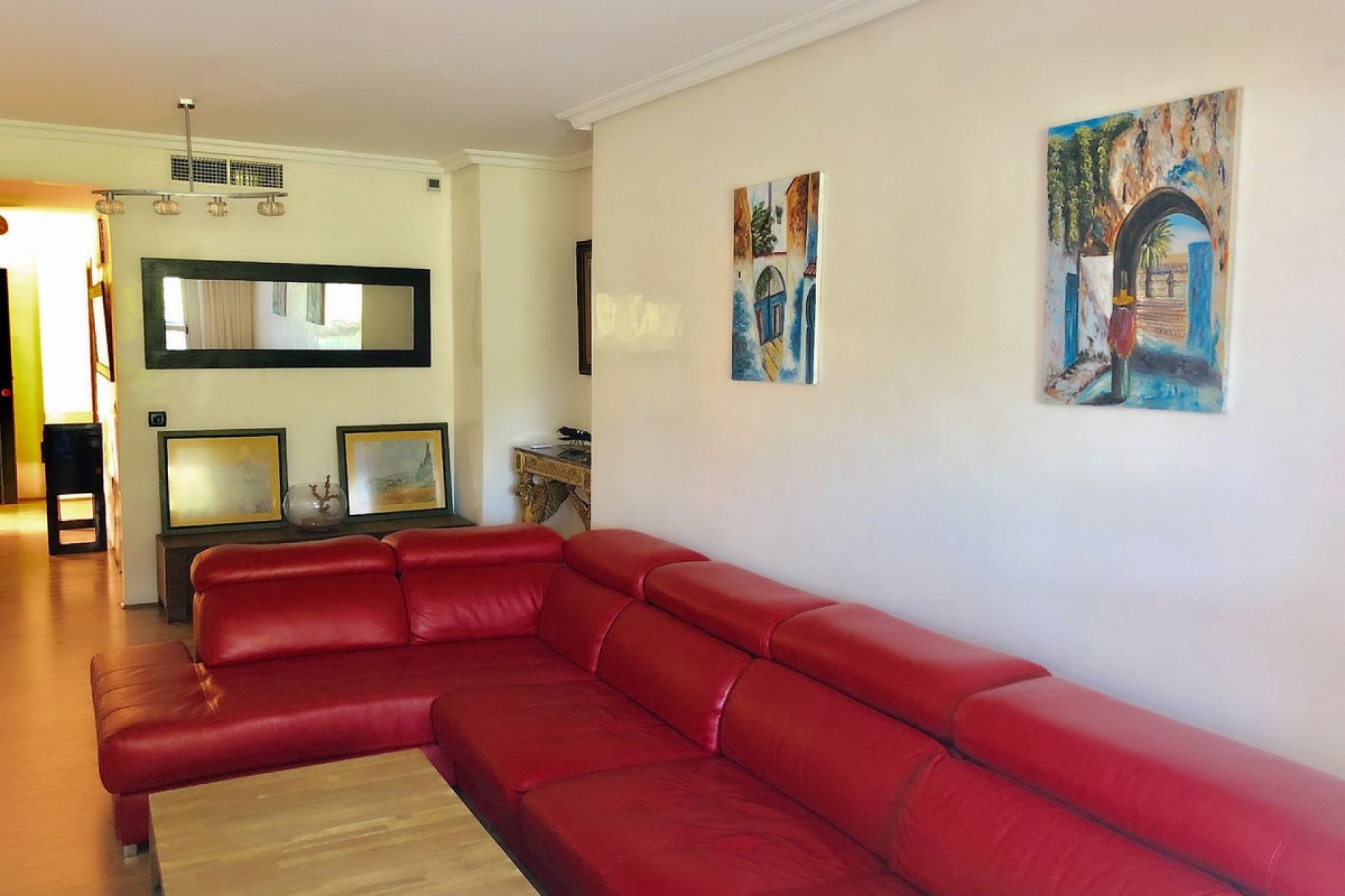 Resale - Apartment - Middle Floor Apartment - Marbella - Nueva Andalucia