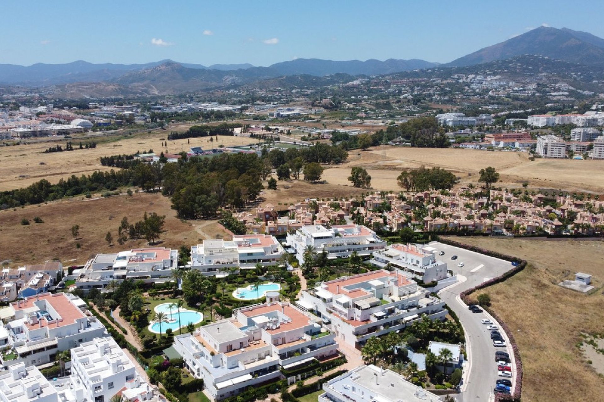 Resale - Apartment - Middle Floor Apartment - Marbella - Nueva Andalucia