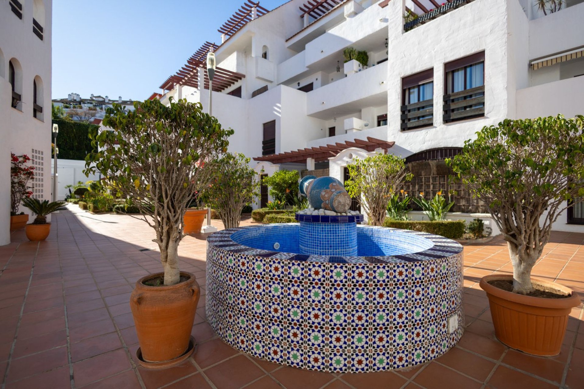 Resale - Apartment - Middle Floor Apartment - Marbella - Nueva Andalucia