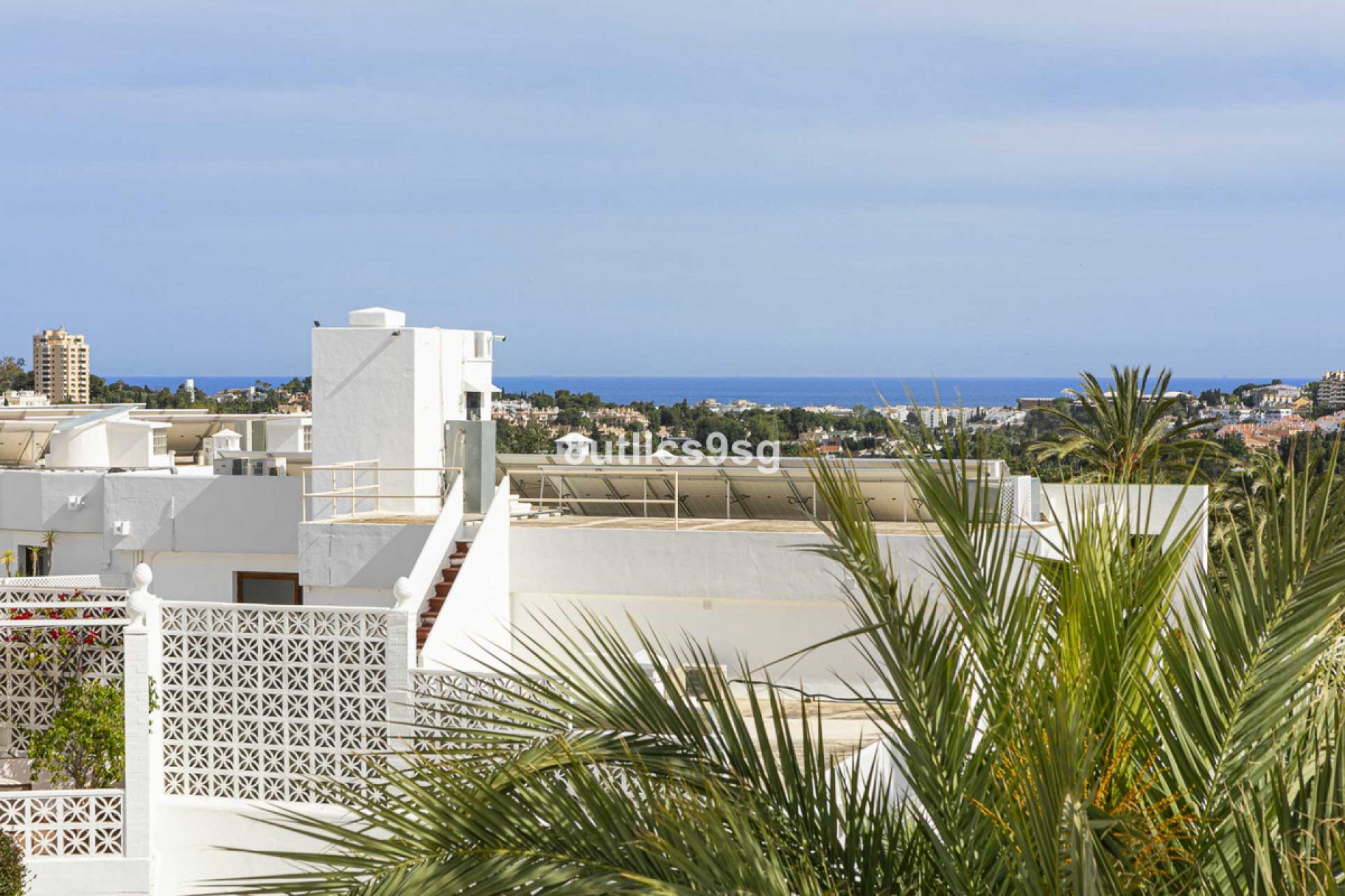 Resale - Apartment - Middle Floor Apartment - Marbella - Nueva Andalucia