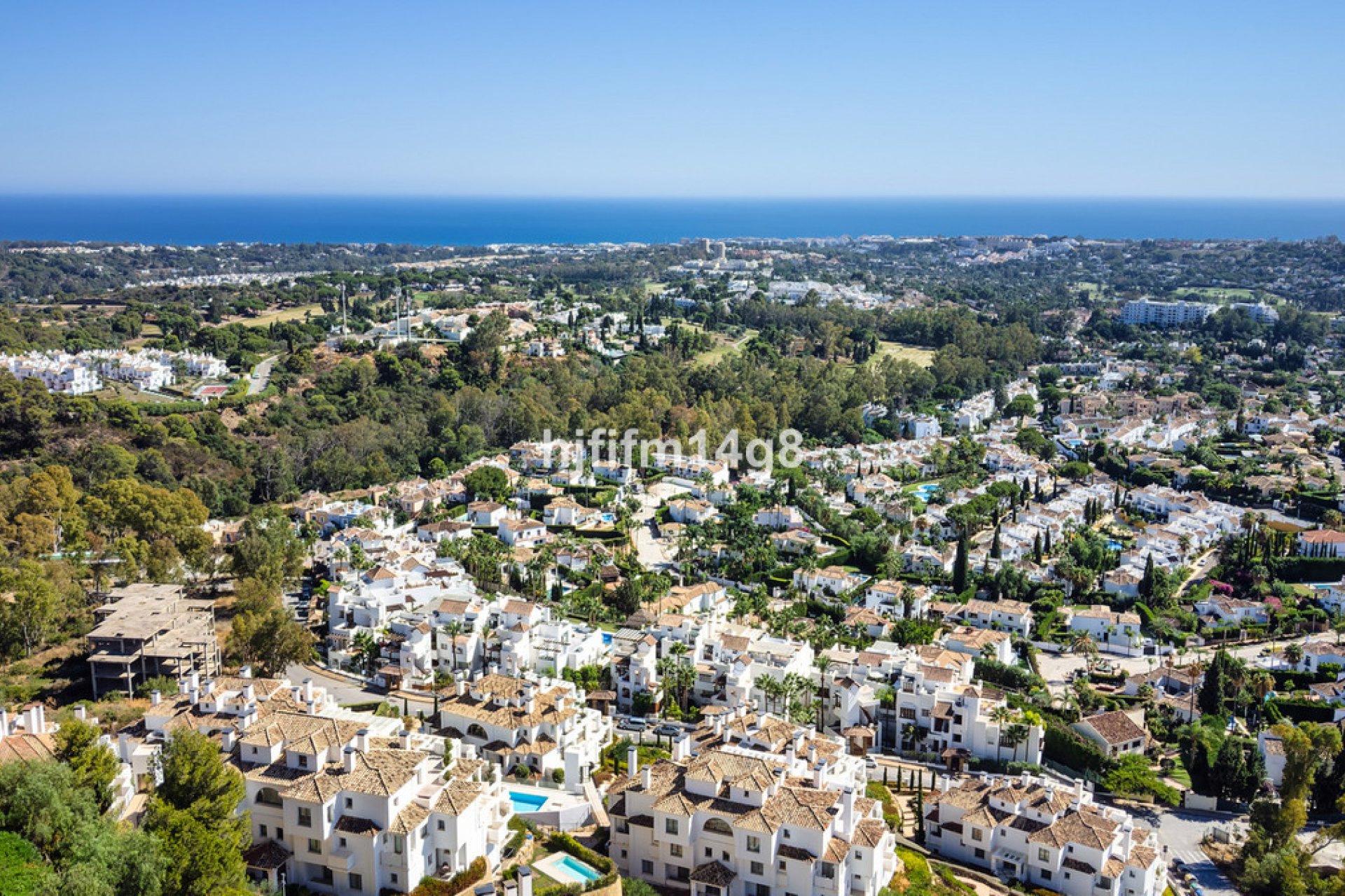 Resale - Apartment - Middle Floor Apartment - Marbella - Nueva Andalucia