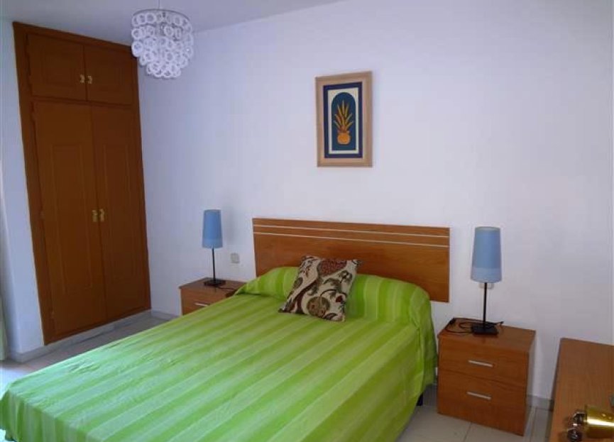 Resale - Apartment - Middle Floor Apartment - Marbella - Nueva Andalucia