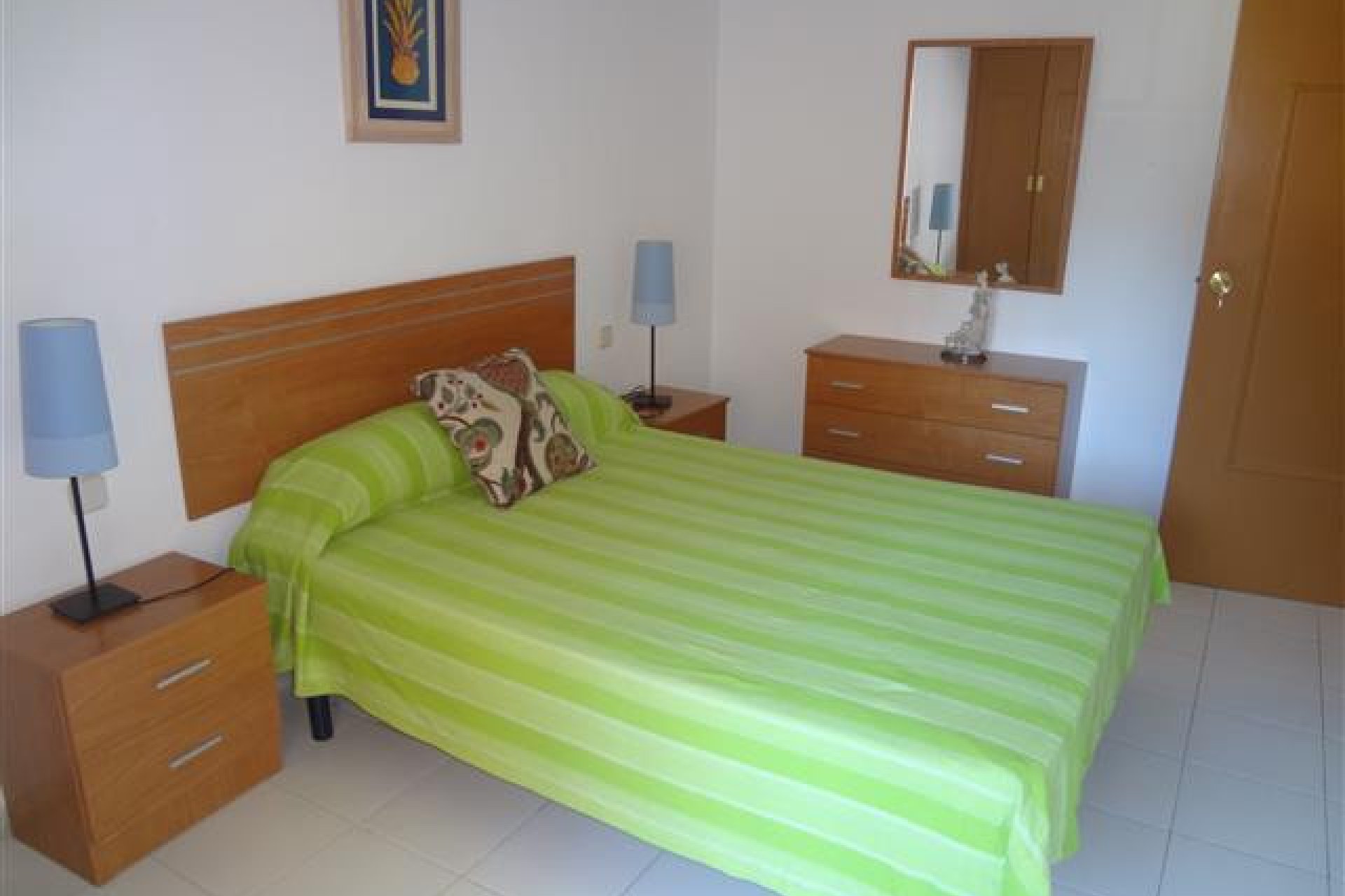 Resale - Apartment - Middle Floor Apartment - Marbella - Nueva Andalucia