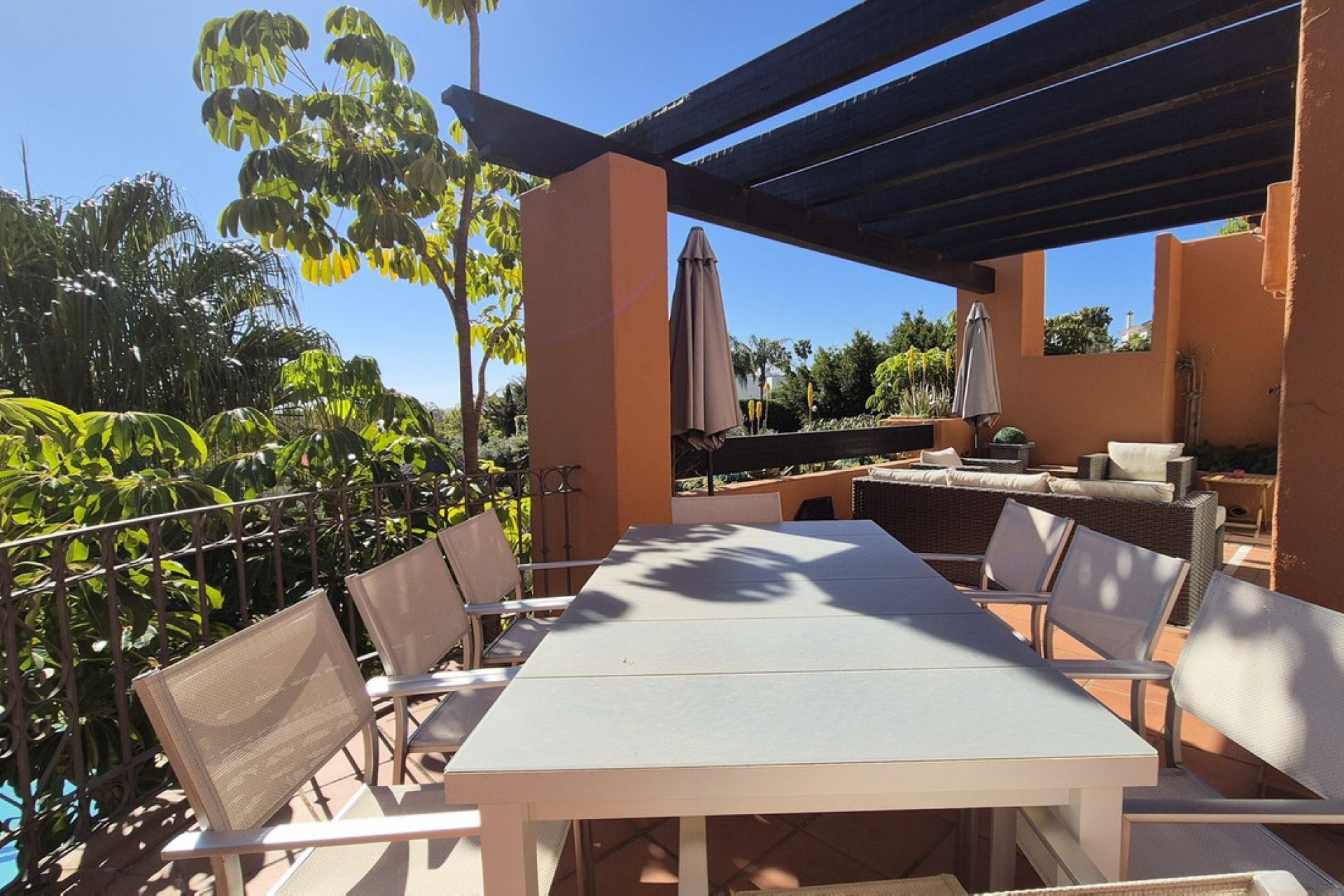 Resale - Apartment - Middle Floor Apartment - Marbella - Nueva Andalucia