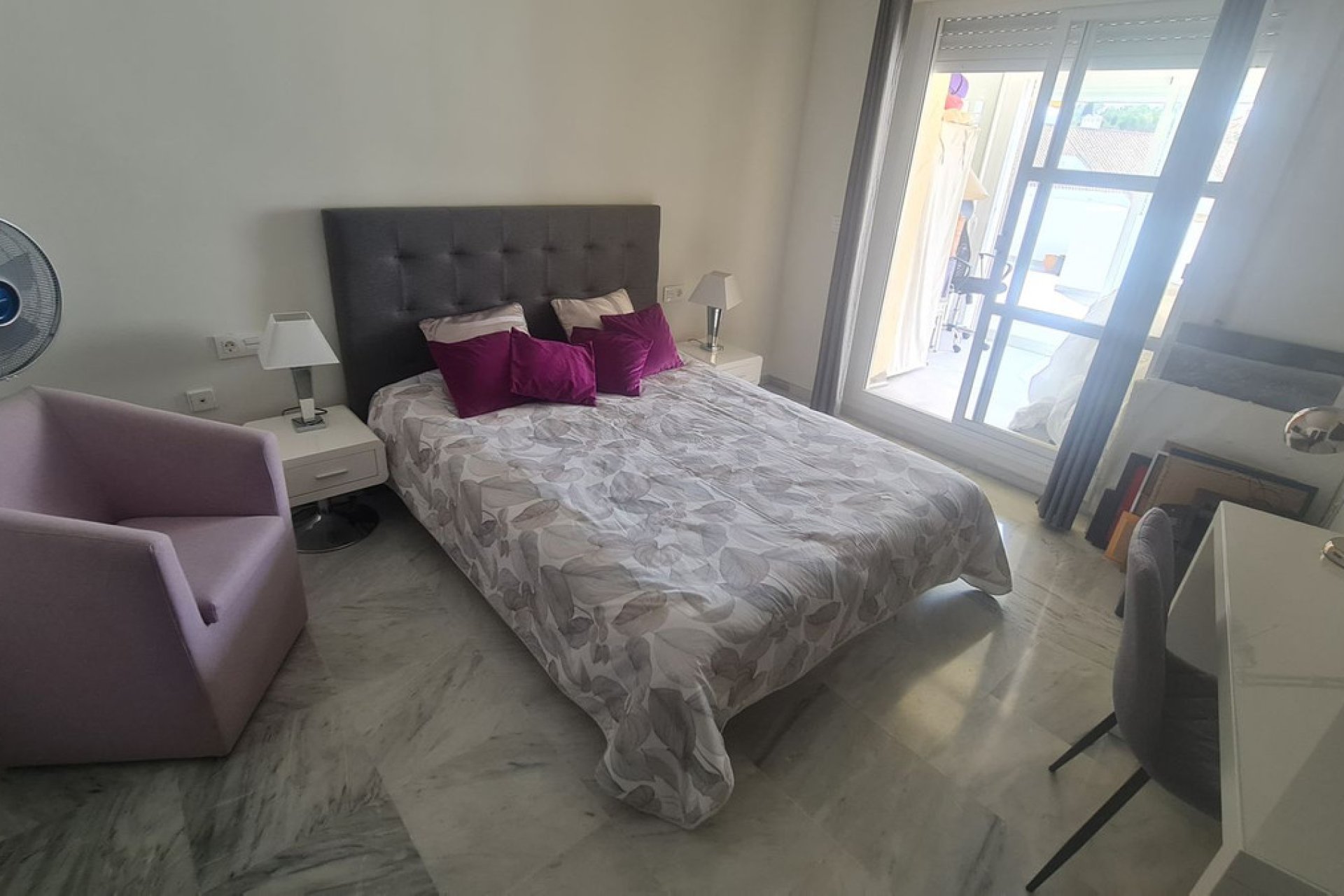 Resale - Apartment - Middle Floor Apartment - Marbella - Nueva Andalucia