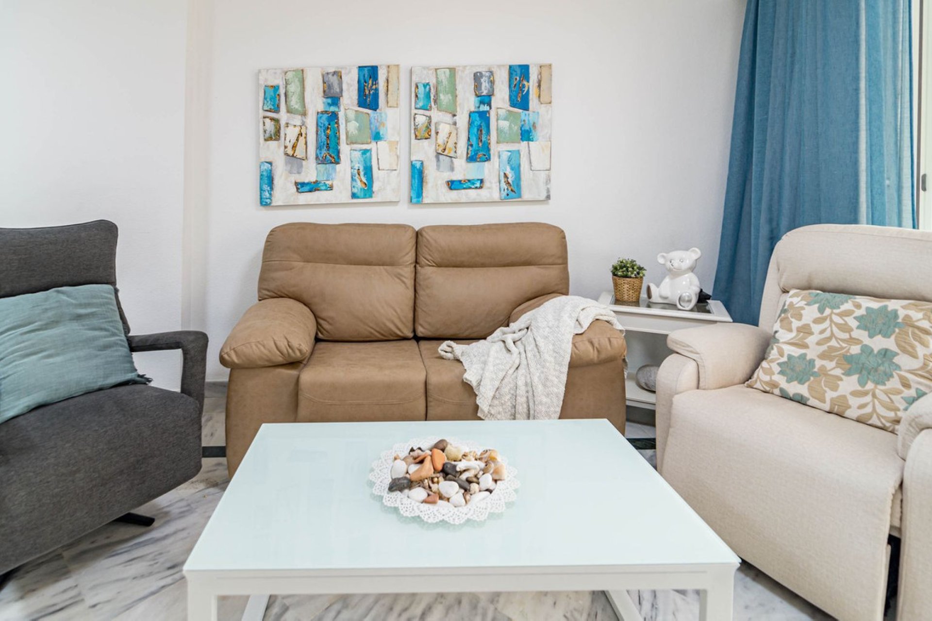 Resale - Apartment - Middle Floor Apartment - Marbella - Nueva Andalucia