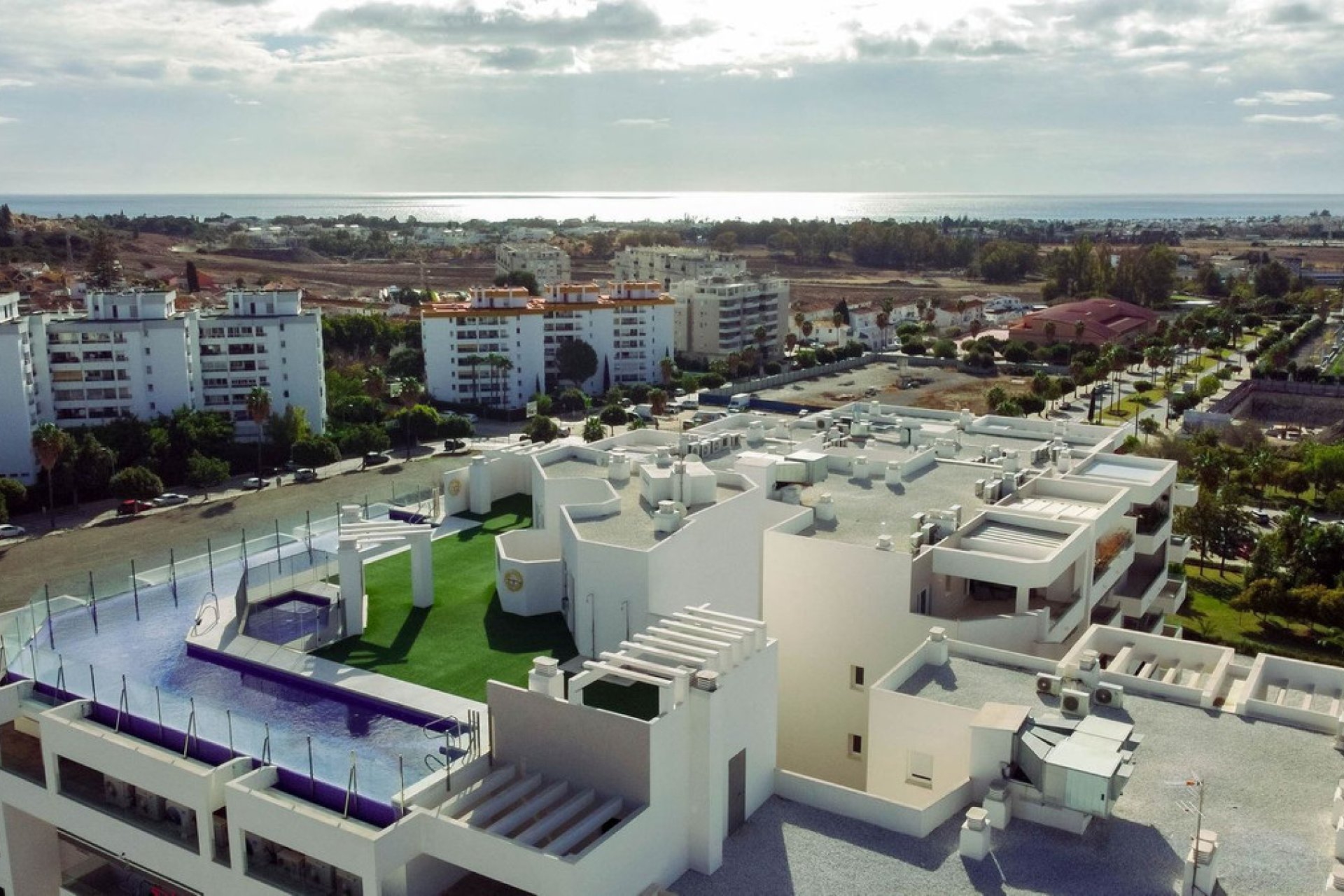 Resale - Apartment - Middle Floor Apartment - Marbella - Nueva Andalucia