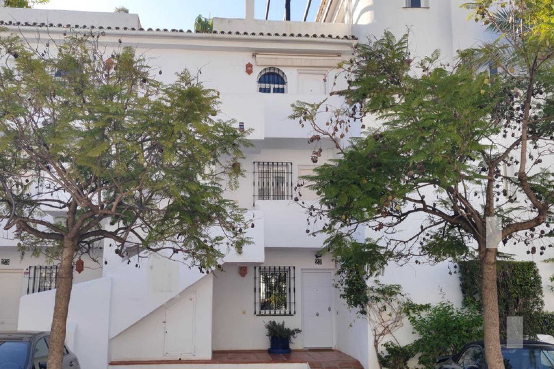 Resale - Apartment - Middle Floor Apartment - Marbella - Nueva Andalucia