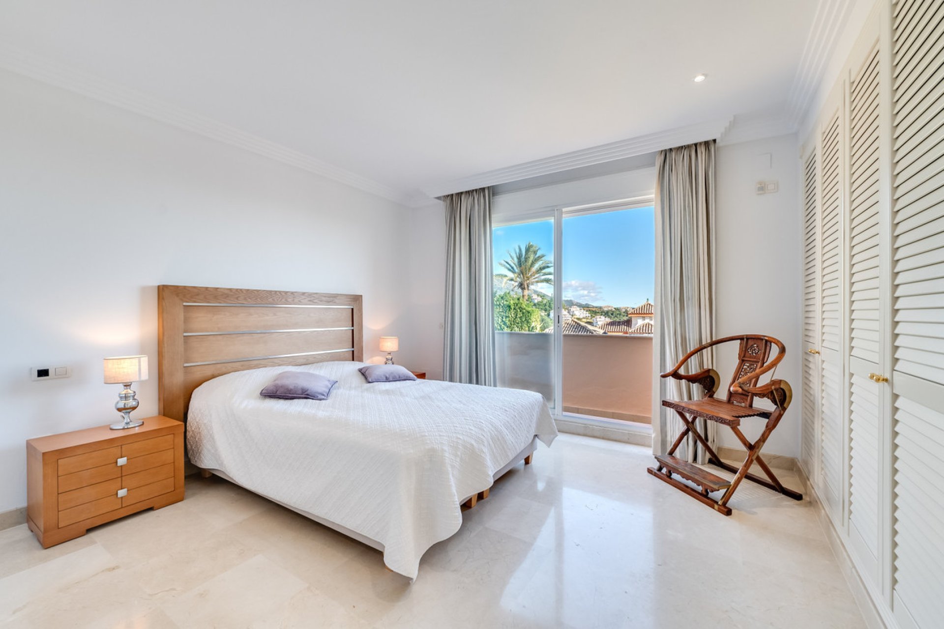 Resale - Apartment - Middle Floor Apartment - Marbella - Nueva Andalucia