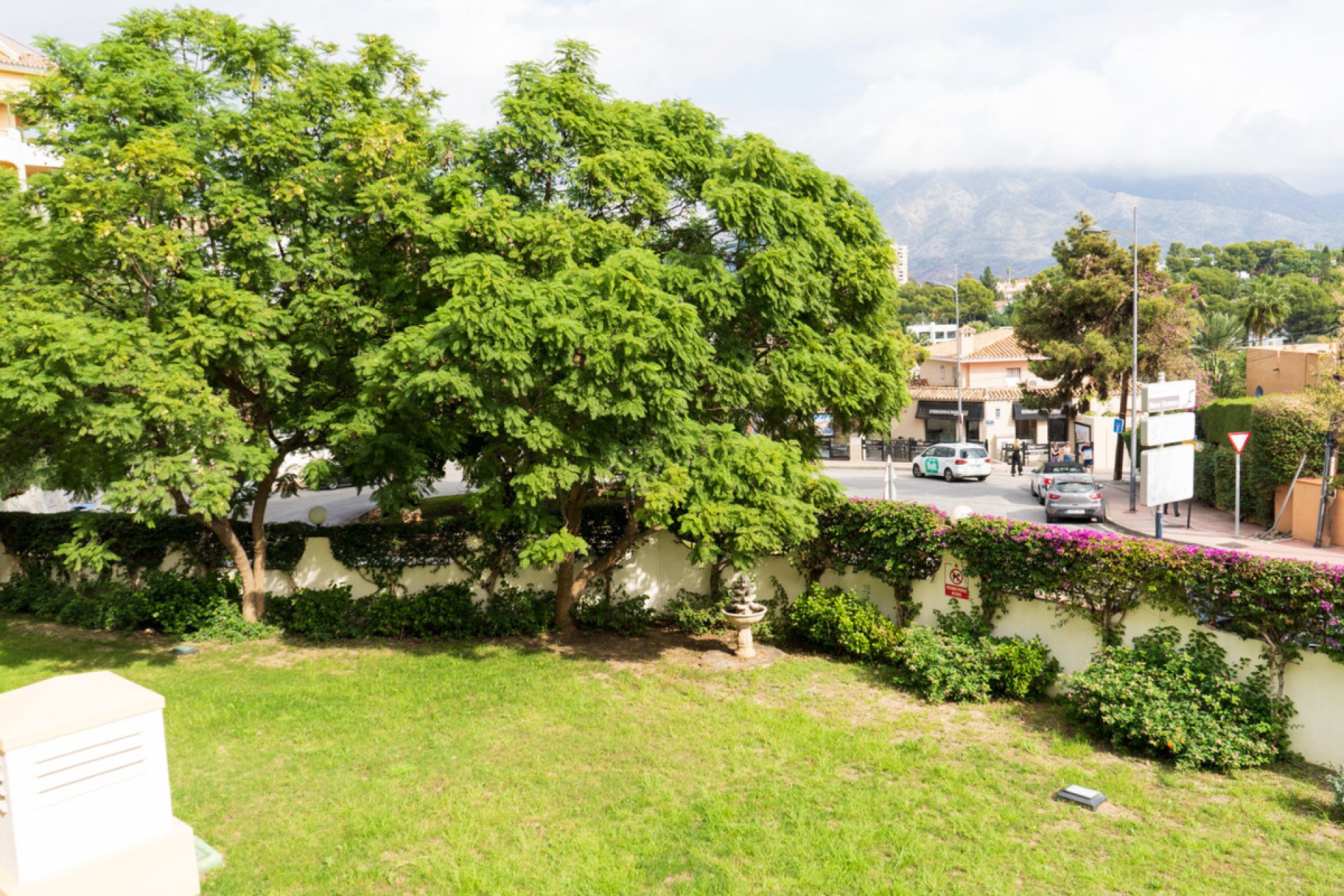 Resale - Apartment - Middle Floor Apartment - Marbella - Nueva Andalucia