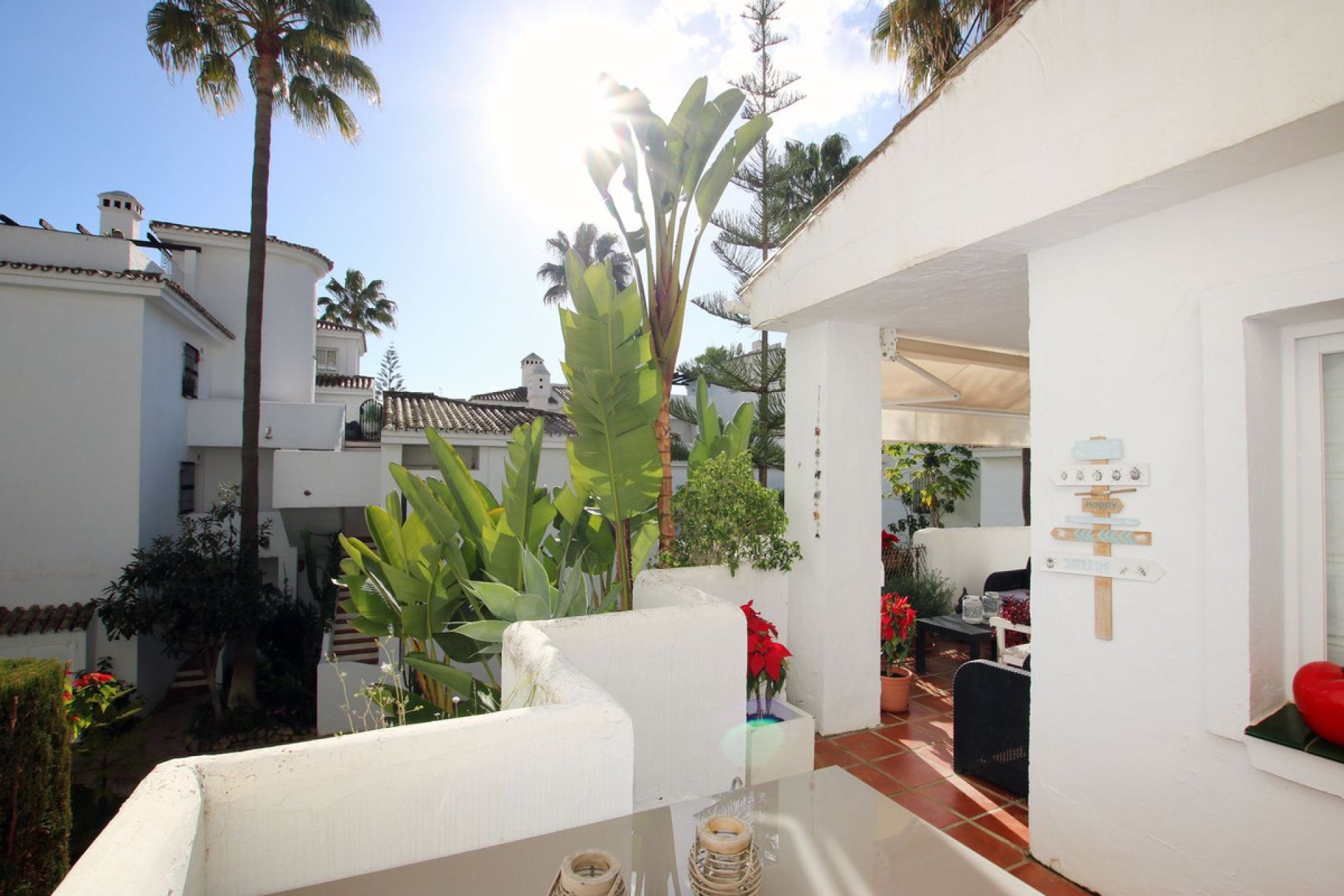 Resale - Apartment - Middle Floor Apartment - Marbella - Nueva Andalucia