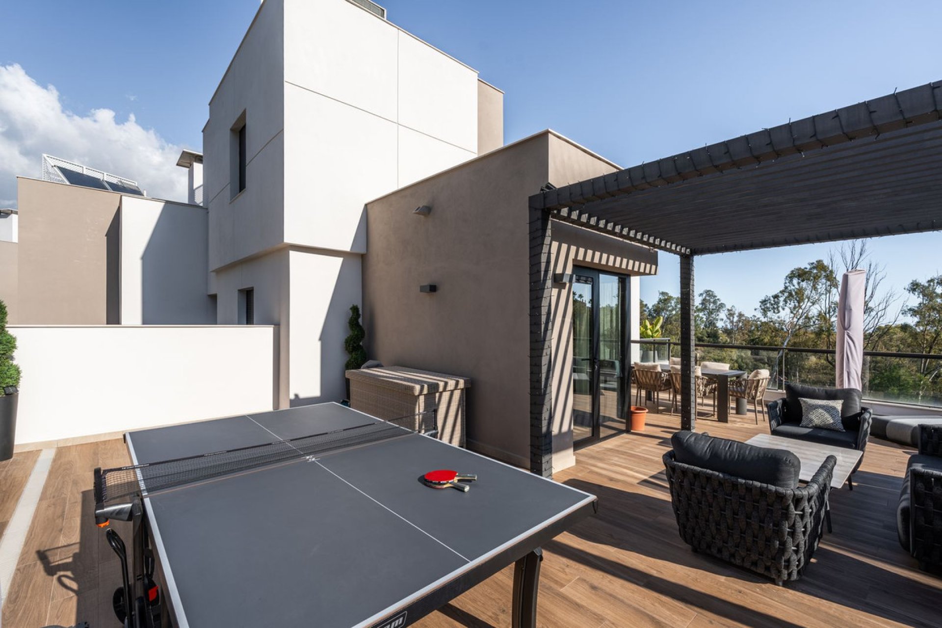 Resale - Apartment - Middle Floor Apartment - Marbella - Nueva Andalucia