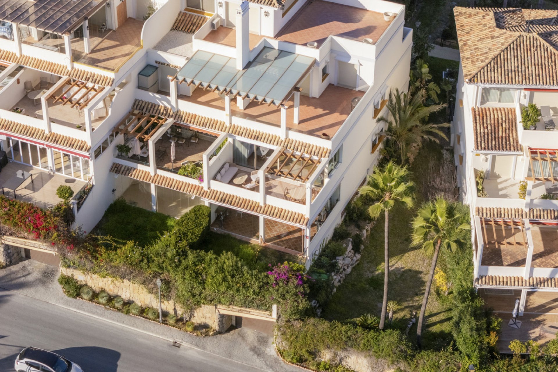 Resale - Apartment - Middle Floor Apartment - Marbella - Nueva Andalucia