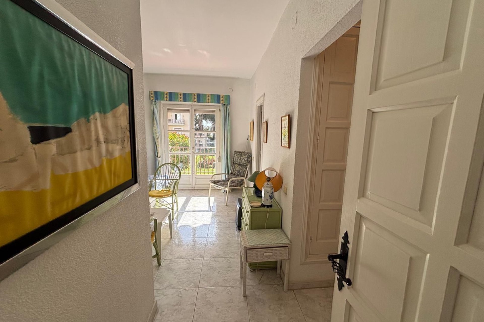 Resale - Apartment - Middle Floor Apartment - Marbella - Nueva Andalucia