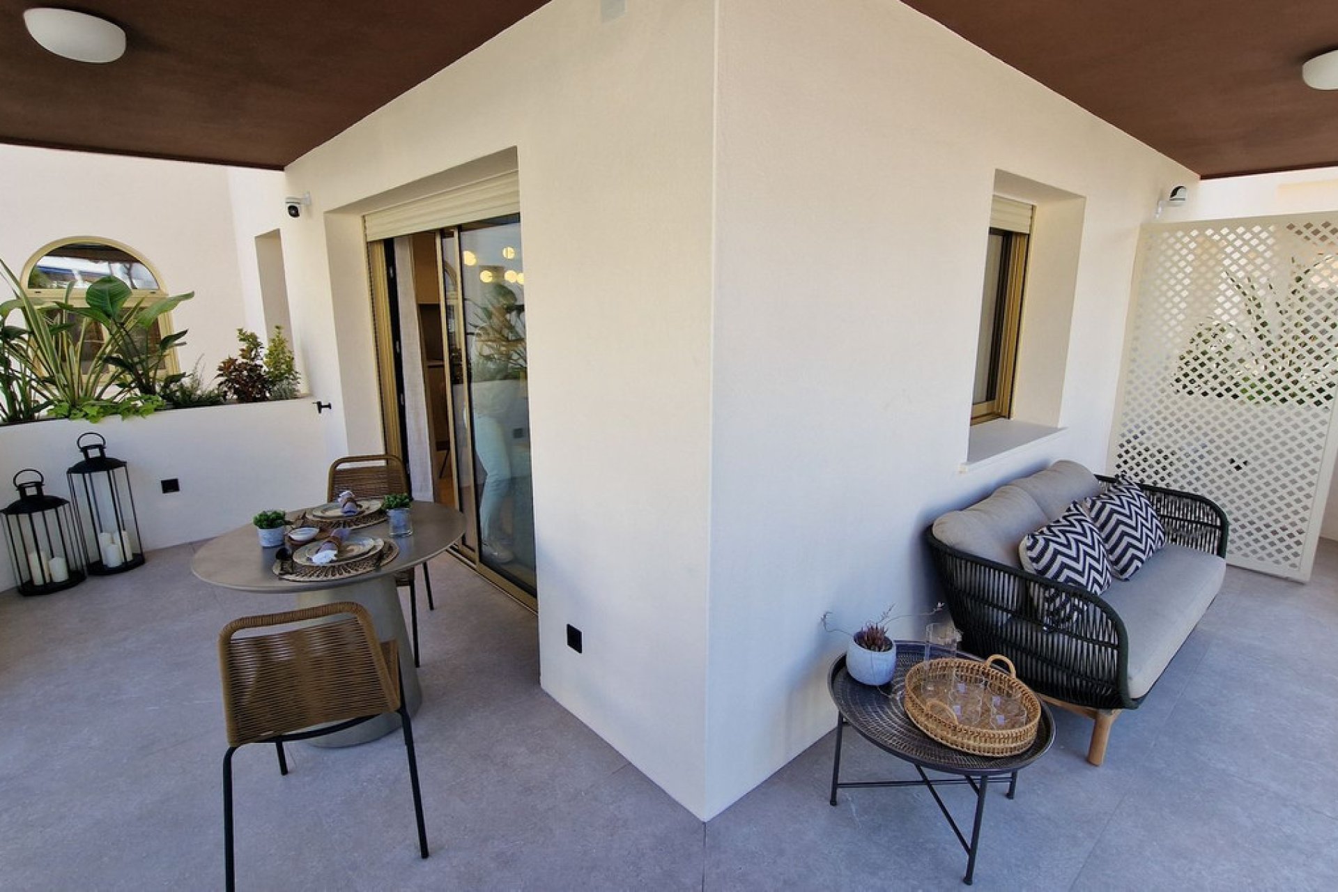 Resale - Apartment - Middle Floor Apartment - Marbella - Nueva Andalucia