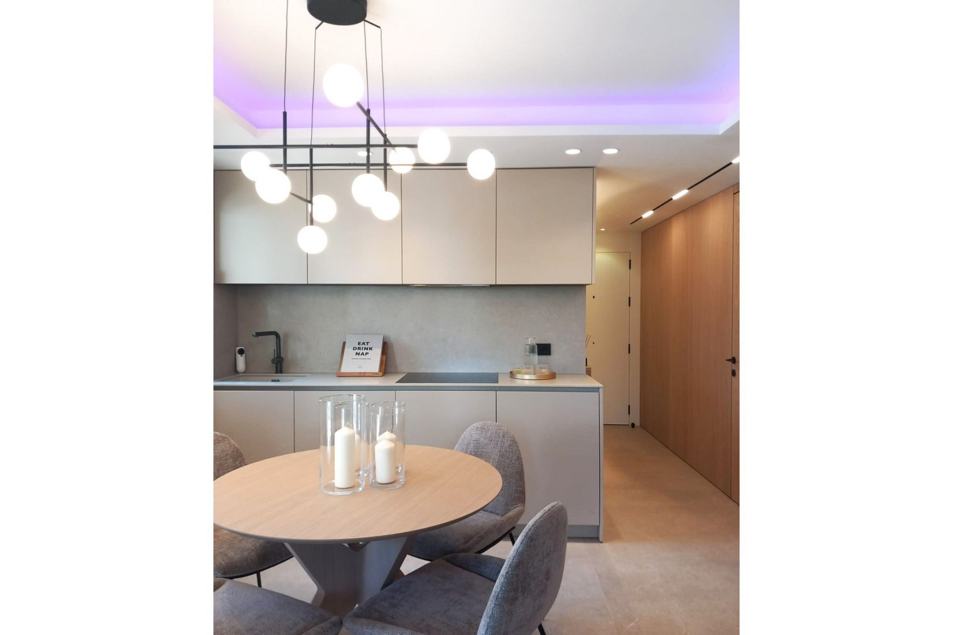 Resale - Apartment - Middle Floor Apartment - Marbella - Nueva Andalucia