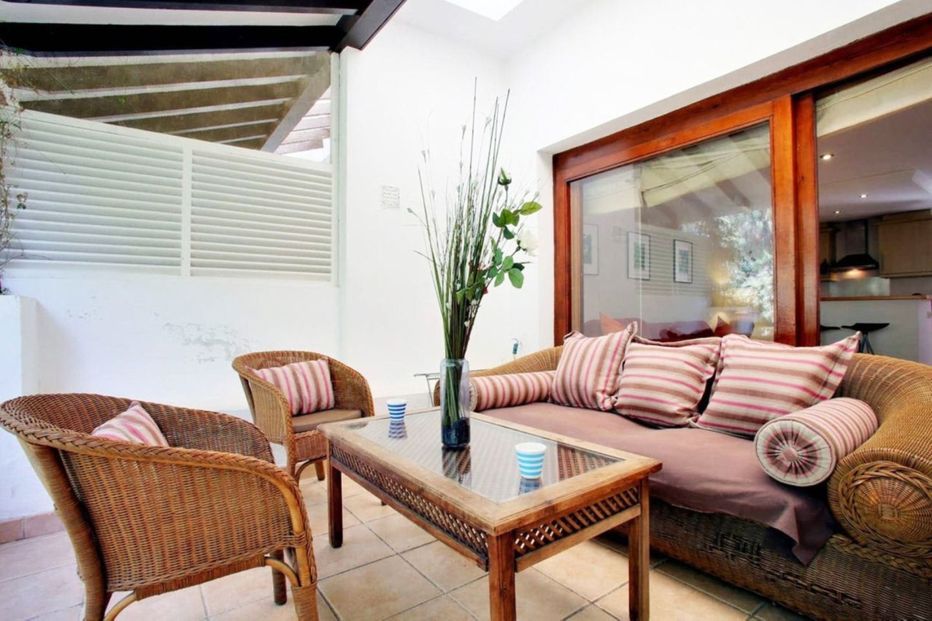 Resale - Apartment - Middle Floor Apartment - Marbella - Nueva Andalucia