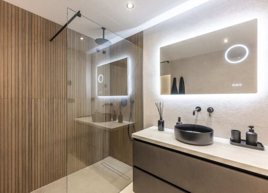 Resale - Apartment - Middle Floor Apartment - Marbella - Nueva Andalucia