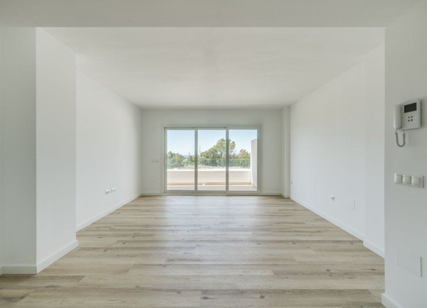 Resale - Apartment - Middle Floor Apartment - Marbella - Nueva Andalucia