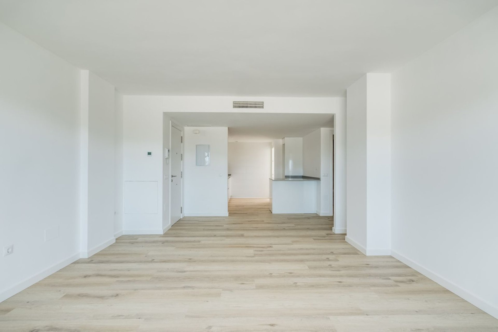 Resale - Apartment - Middle Floor Apartment - Marbella - Nueva Andalucia