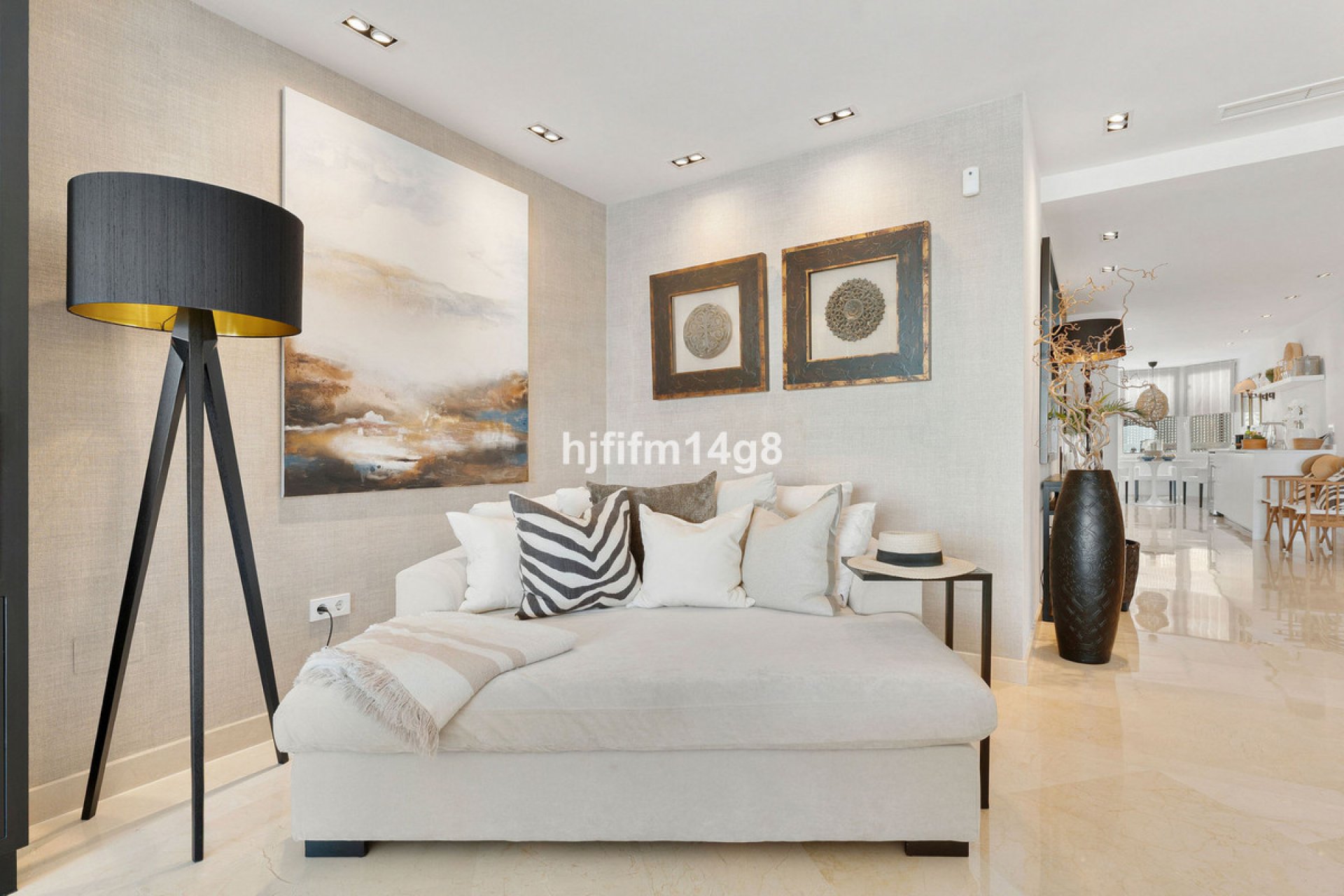 Resale - Apartment - Middle Floor Apartment - Marbella - Nueva Andalucia