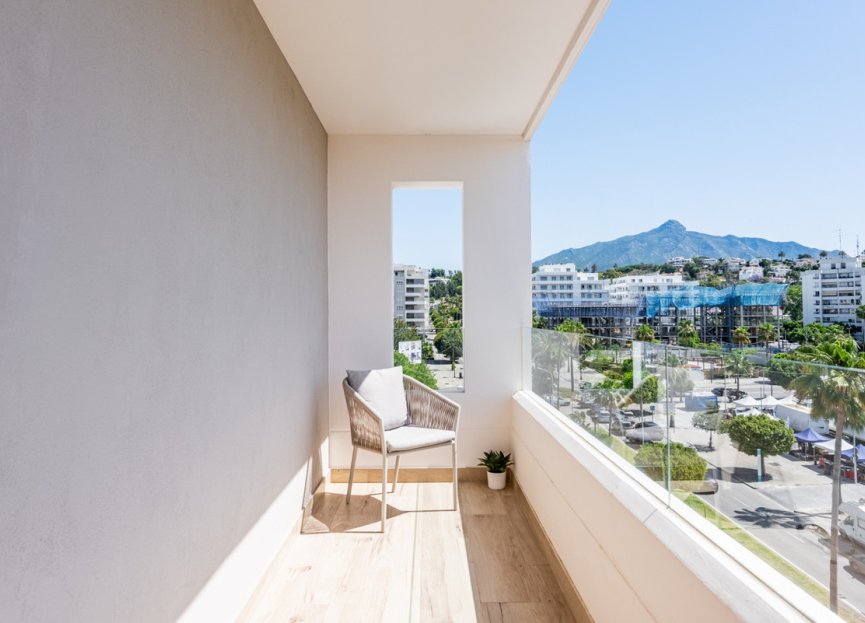 Resale - Apartment - Middle Floor Apartment - Marbella - Nueva Andalucia