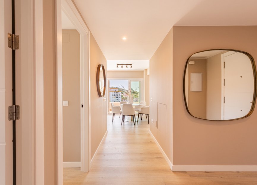 Resale - Apartment - Middle Floor Apartment - Marbella - Nueva Andalucia