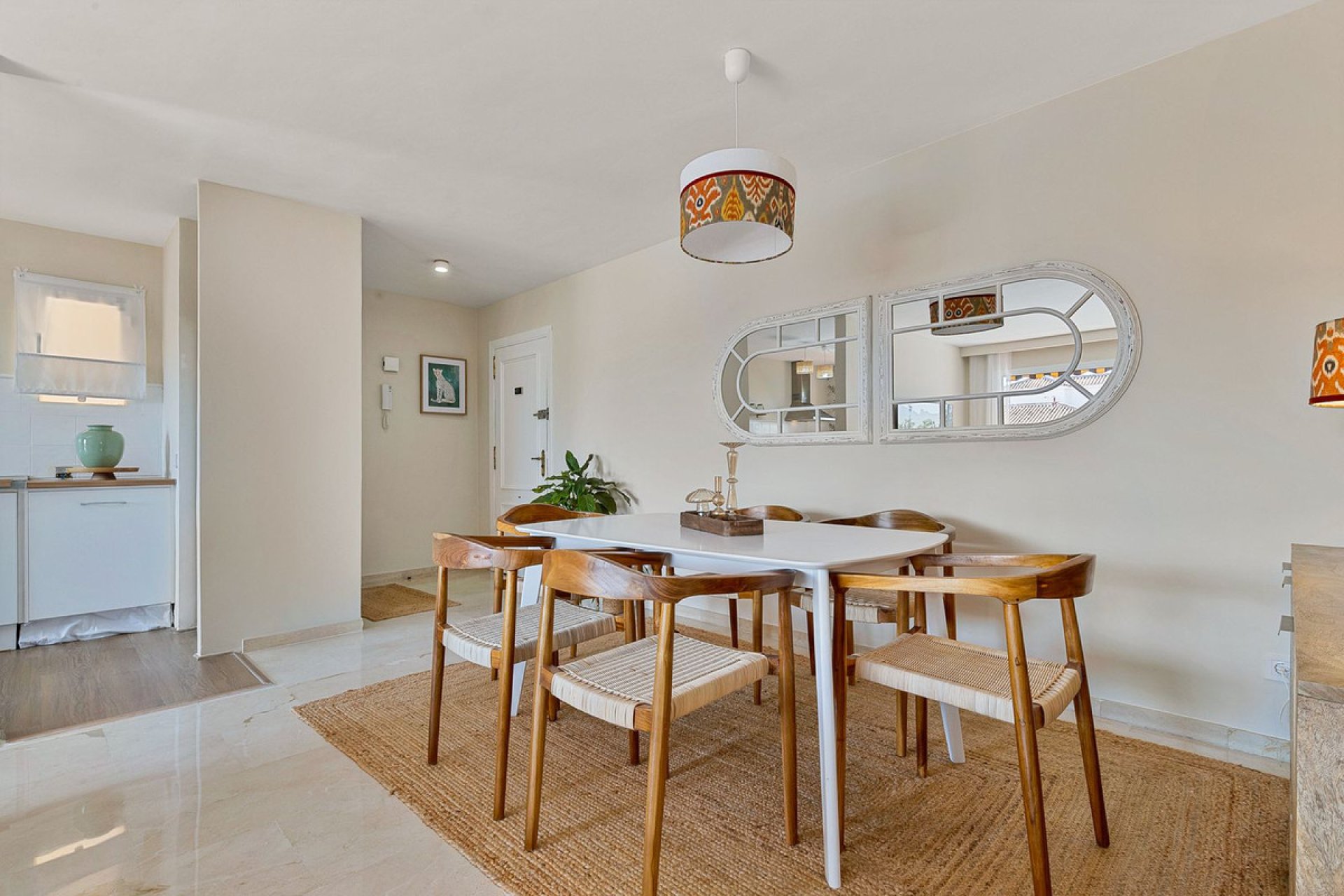 Resale - Apartment - Middle Floor Apartment - Marbella - Nueva Andalucia