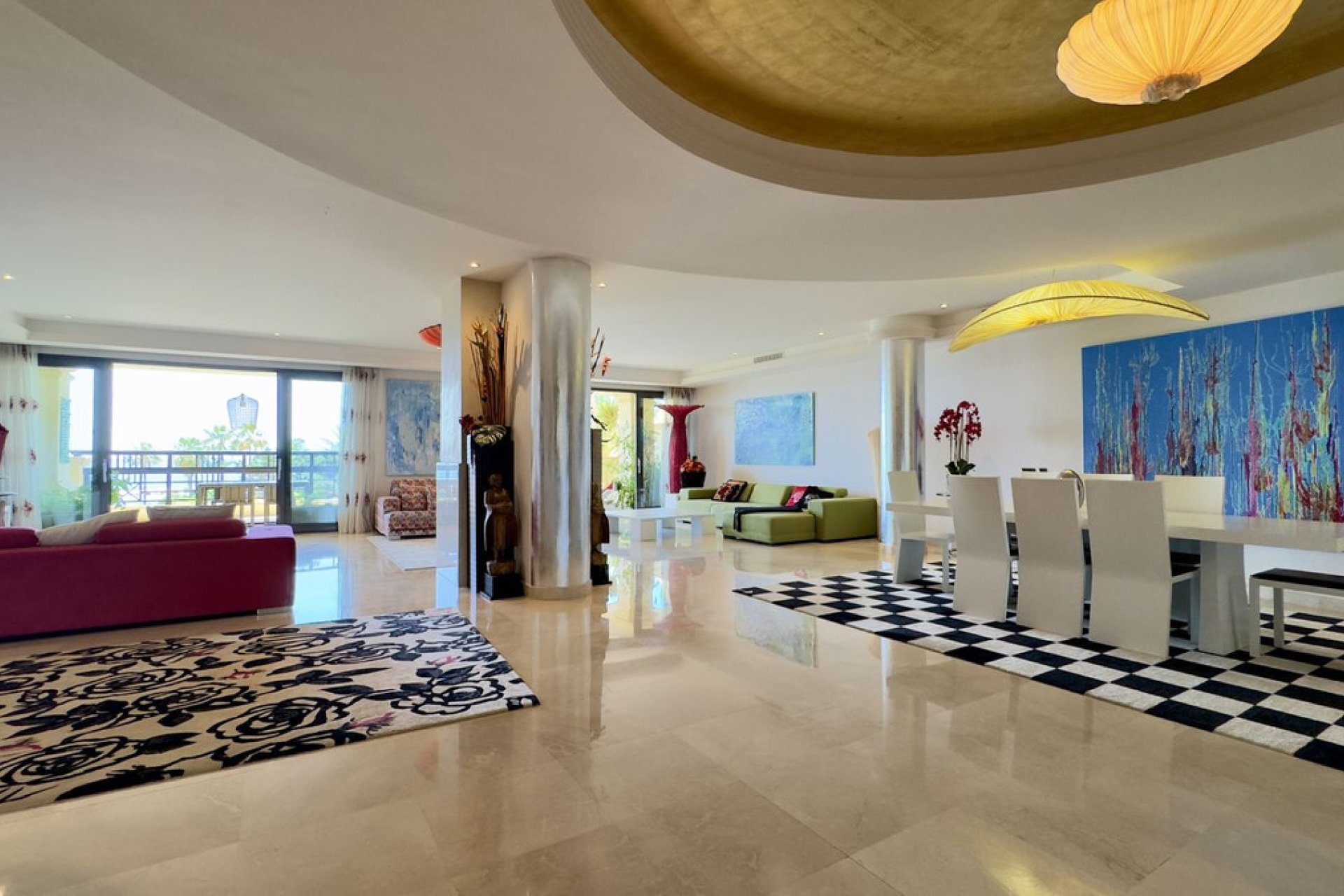 Resale - Apartment - Middle Floor Apartment - Marbella - Puerto Banús