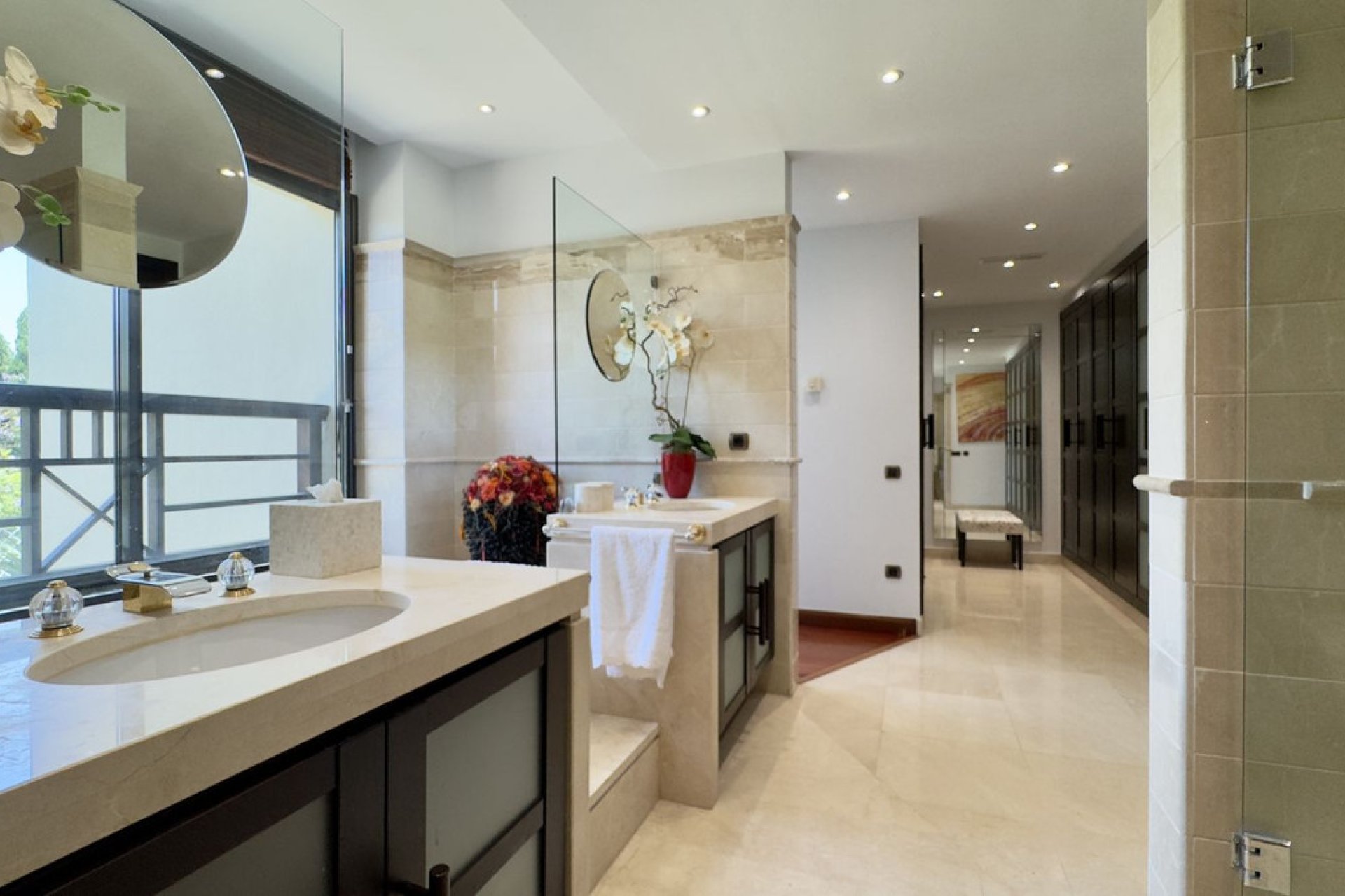 Resale - Apartment - Middle Floor Apartment - Marbella - Puerto Banús