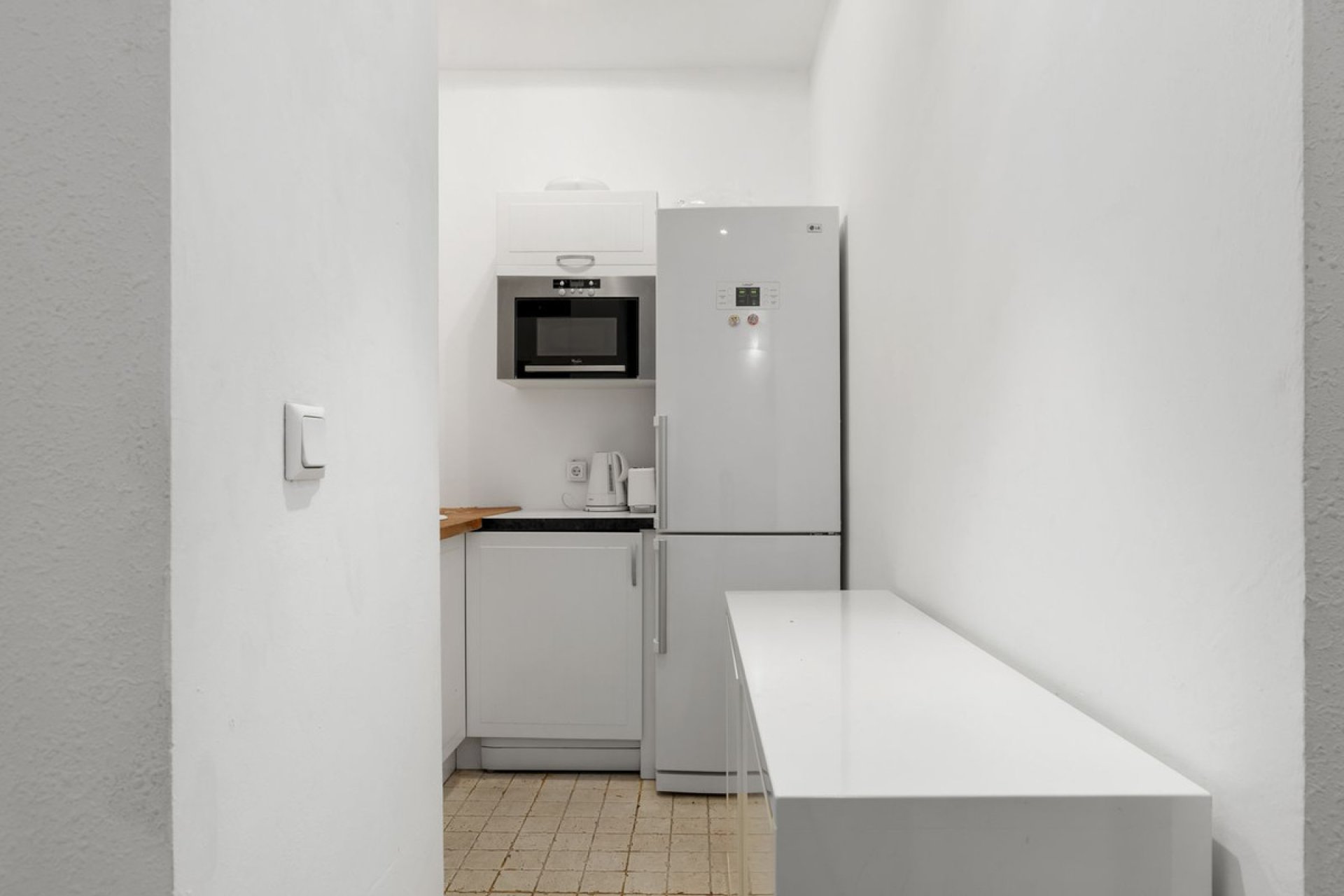 Resale - Apartment - Middle Floor Apartment - Marbella - Puerto Banús