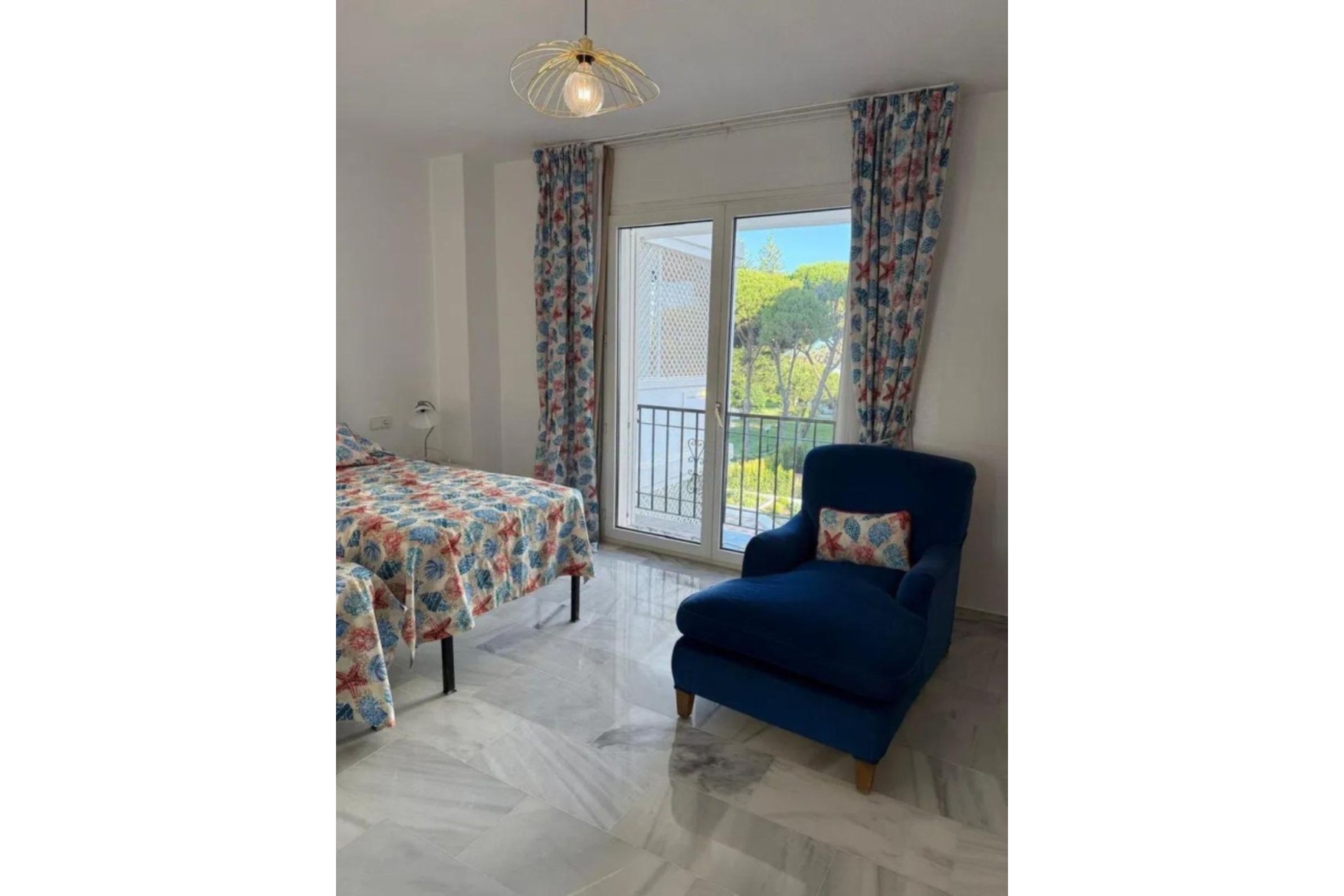 Resale - Apartment - Middle Floor Apartment - Marbella - Puerto Banús