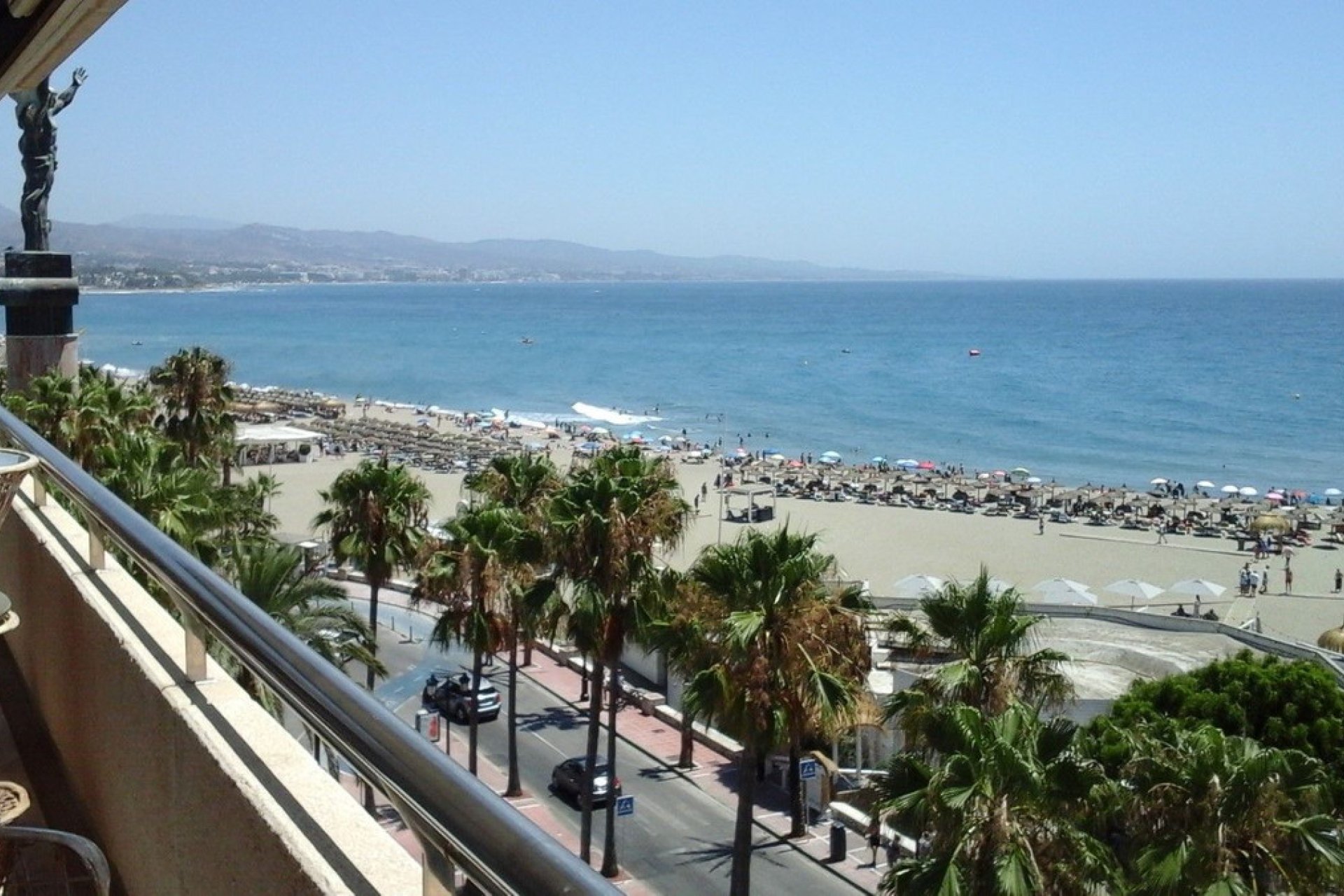 Resale - Apartment - Middle Floor Apartment - Marbella - Puerto Banús