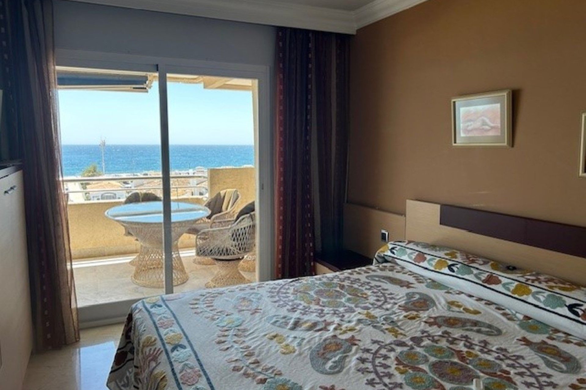 Resale - Apartment - Middle Floor Apartment - Marbella - Puerto Banús
