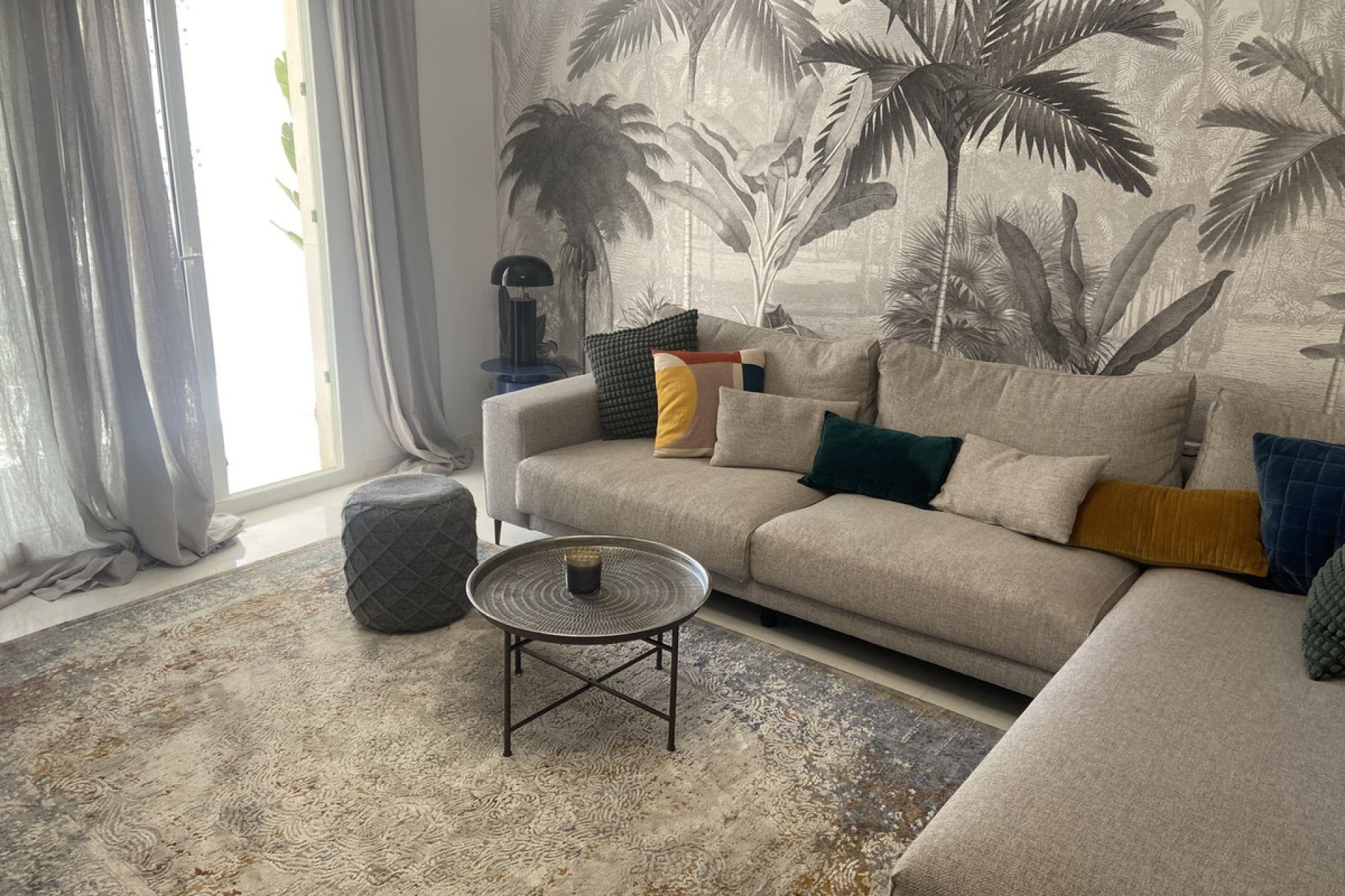 Resale - Apartment - Middle Floor Apartment - Marbella - Puerto Banús