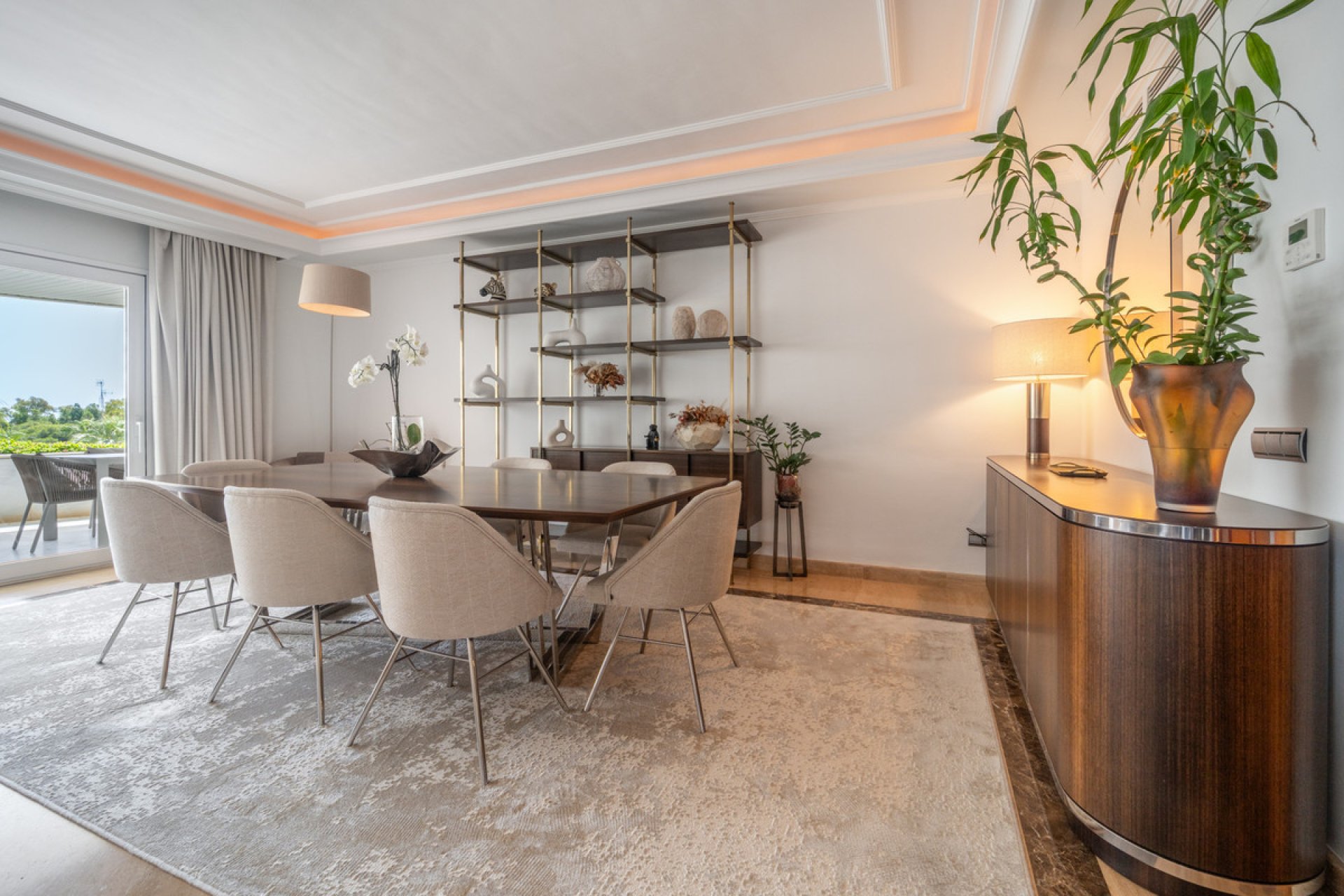 Resale - Apartment - Middle Floor Apartment - Marbella - Puerto Banús