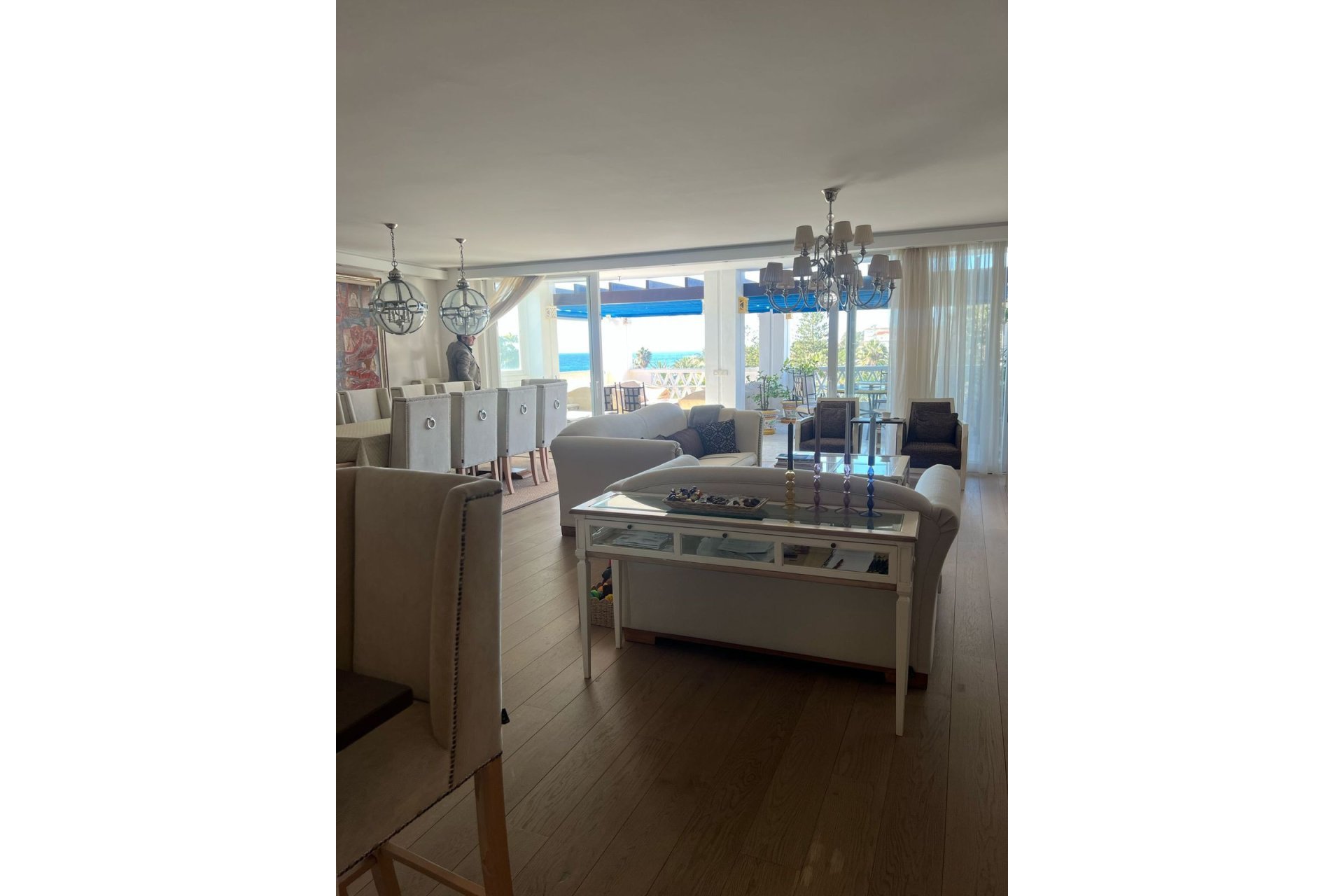 Resale - Apartment - Middle Floor Apartment - Marbella - Puerto Banús