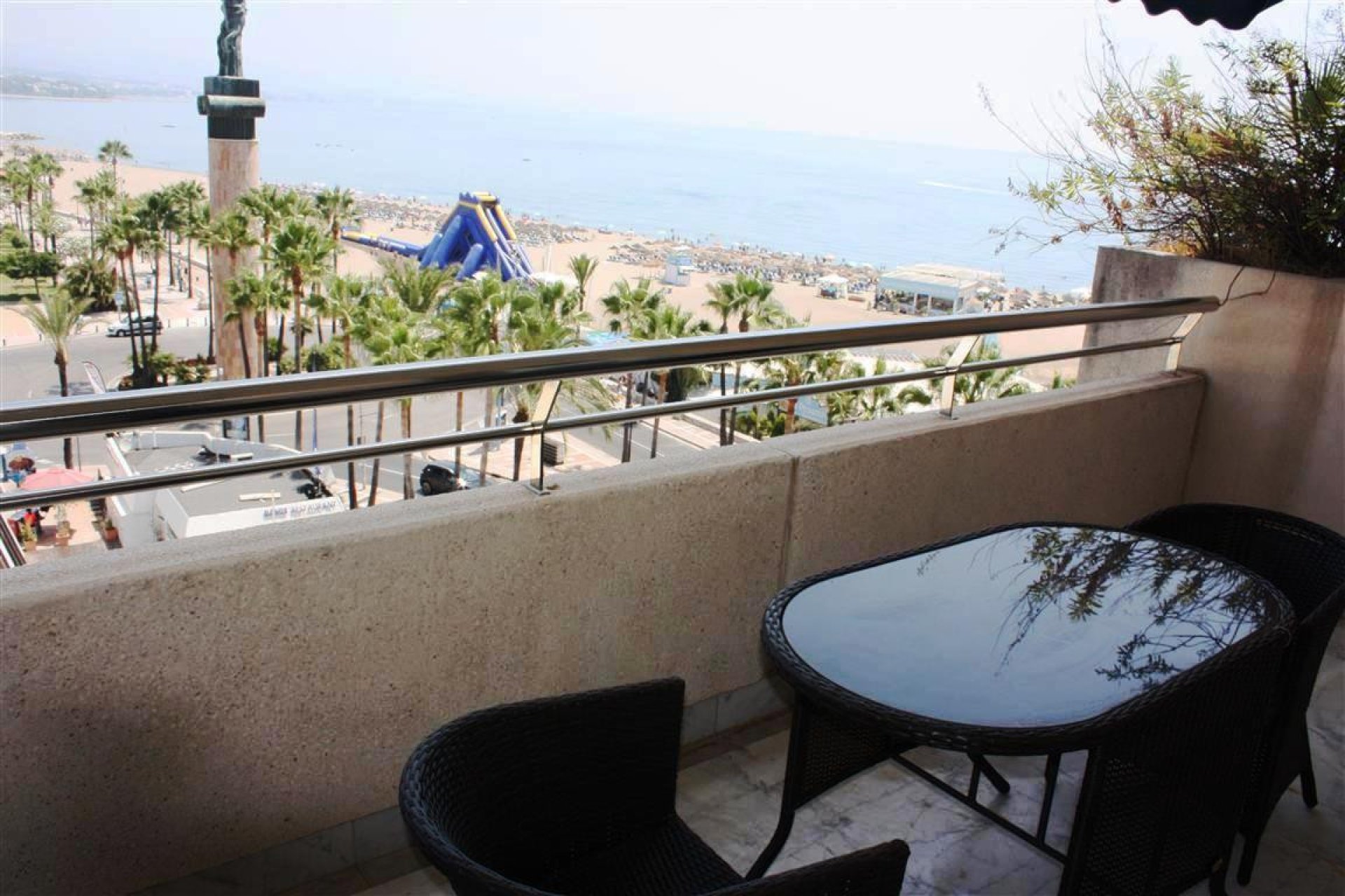 Resale - Apartment - Middle Floor Apartment - Marbella - Puerto Banús